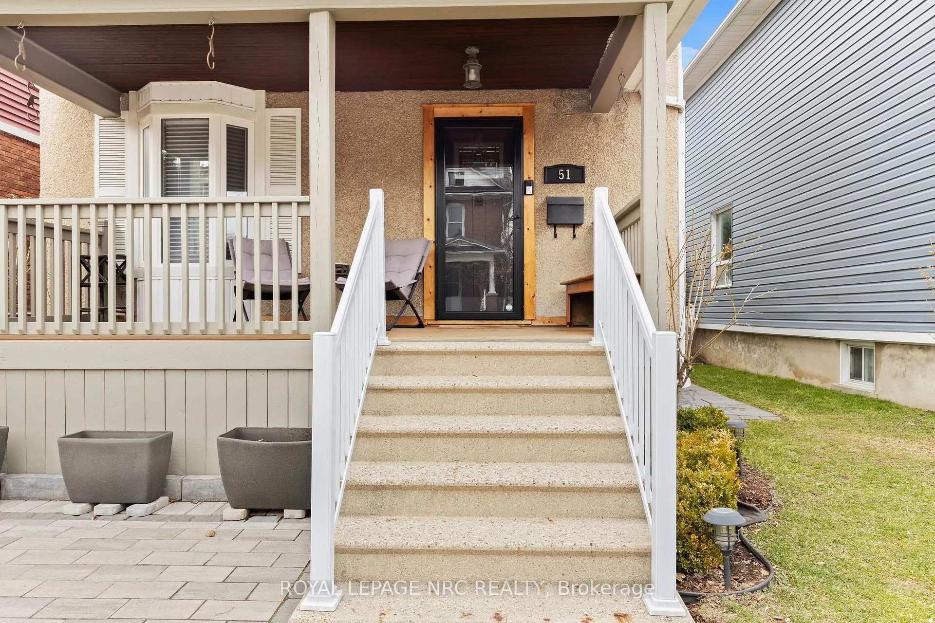 Photo 4 of 51 Chaplin Avenue, St. Catharines, Downtown — HOMEH