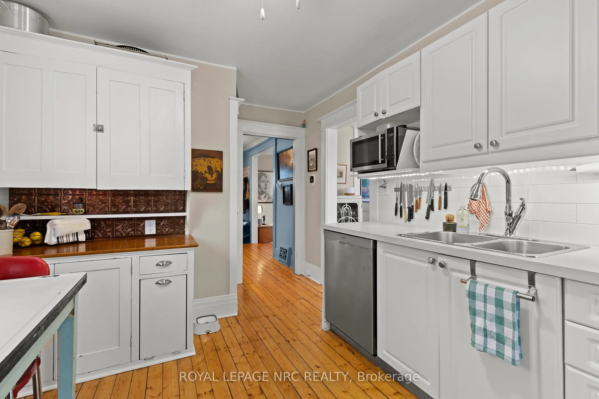 Photo 16 of 51 Chaplin Avenue, St. Catharines, Downtown — HOMEH
