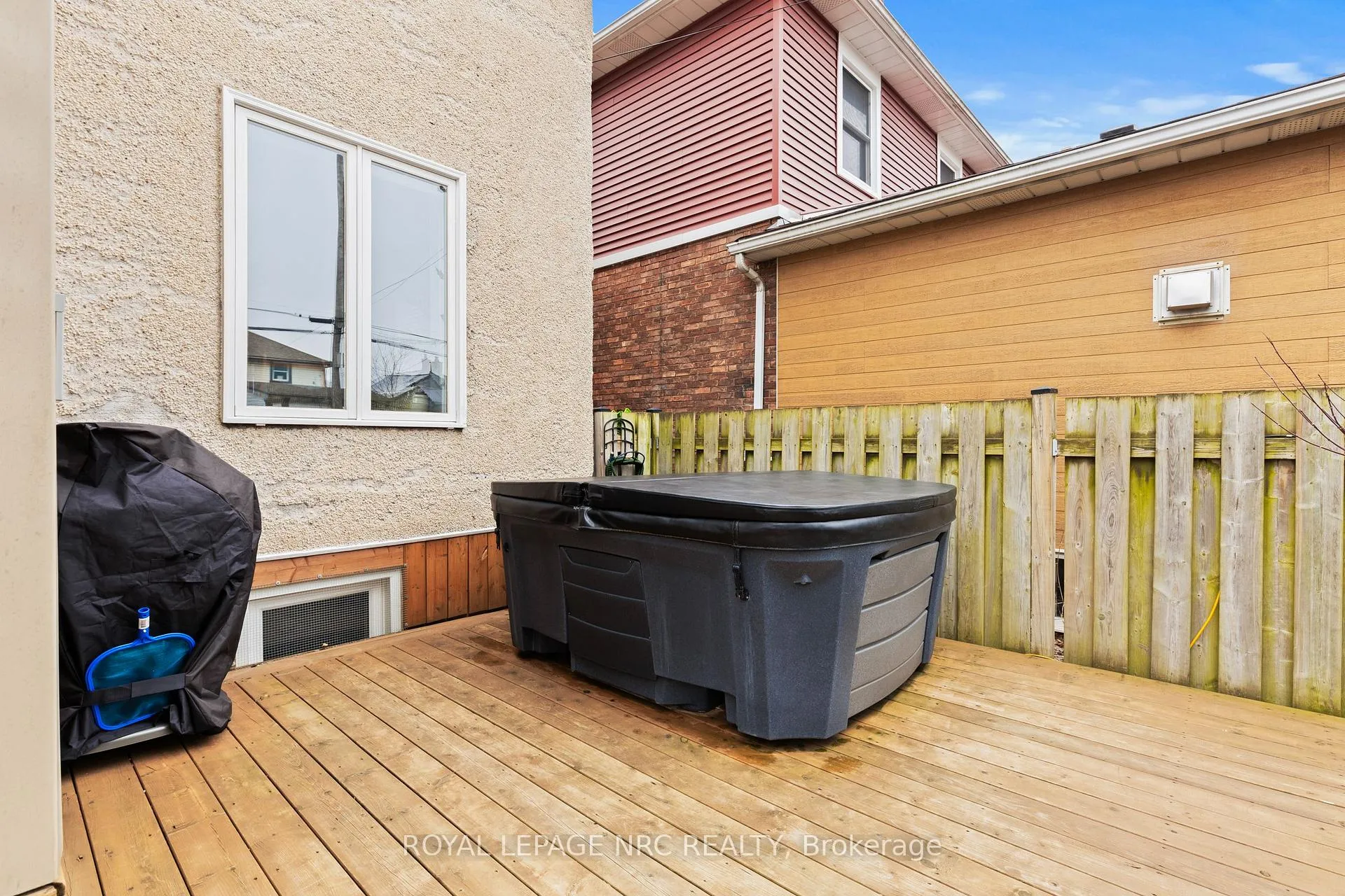 Photo 39 of 51 Chaplin Avenue, St. Catharines, Downtown — HOMEH