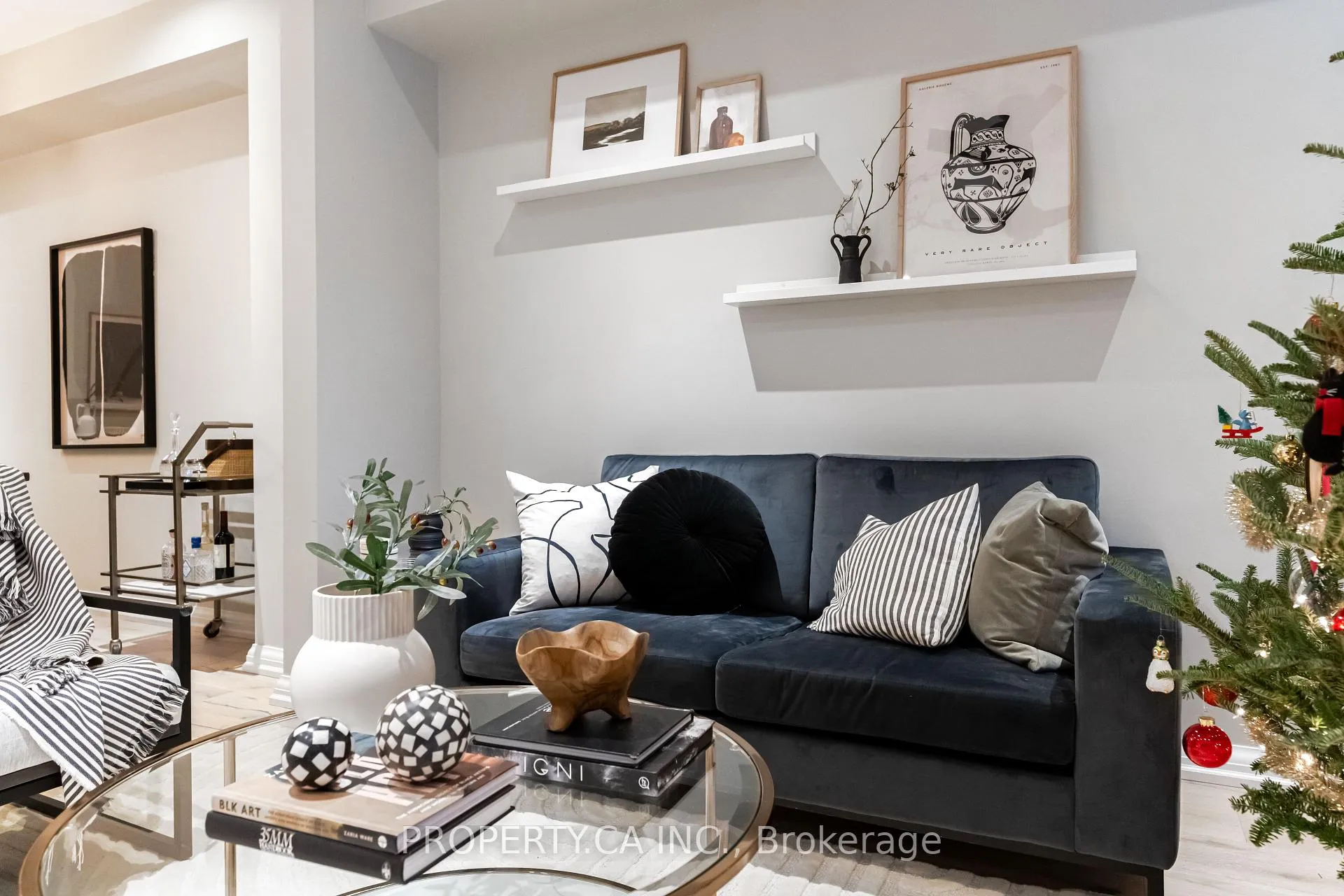 Photo 6 of 261 Ashdale Avenue, Toronto, Greenwood-Coxwell — HOMEH