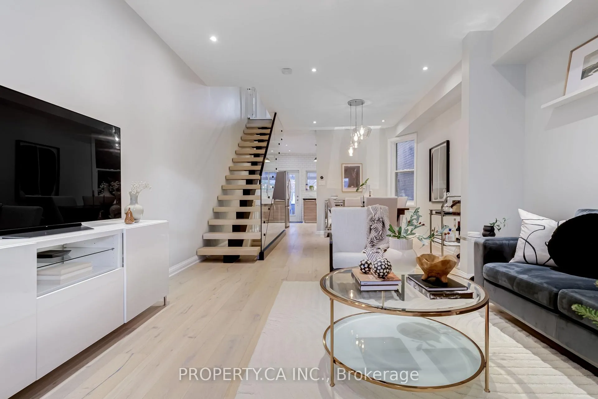 Photo 8 of 261 Ashdale Avenue, Toronto, Greenwood-Coxwell — HOMEH