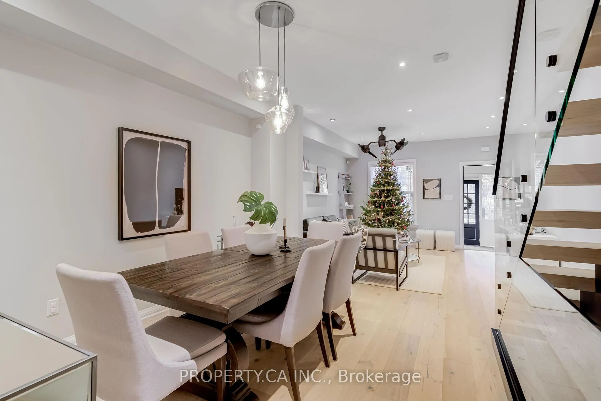Photo 10 of 261 Ashdale Avenue, Toronto, Greenwood-Coxwell — HOMEH