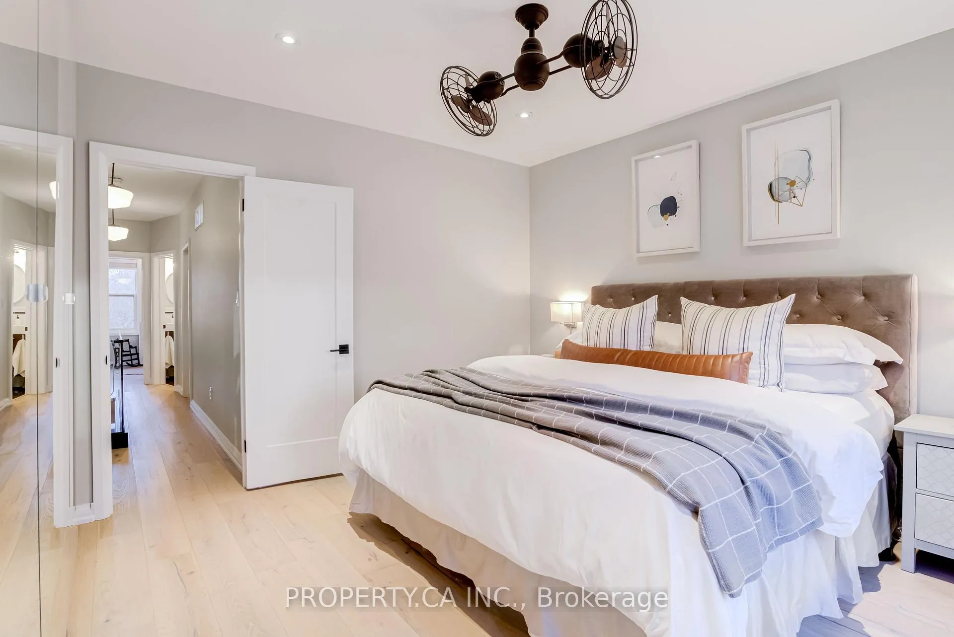 Photo 14 of 261 Ashdale Avenue, Toronto, Greenwood-Coxwell — HOMEH