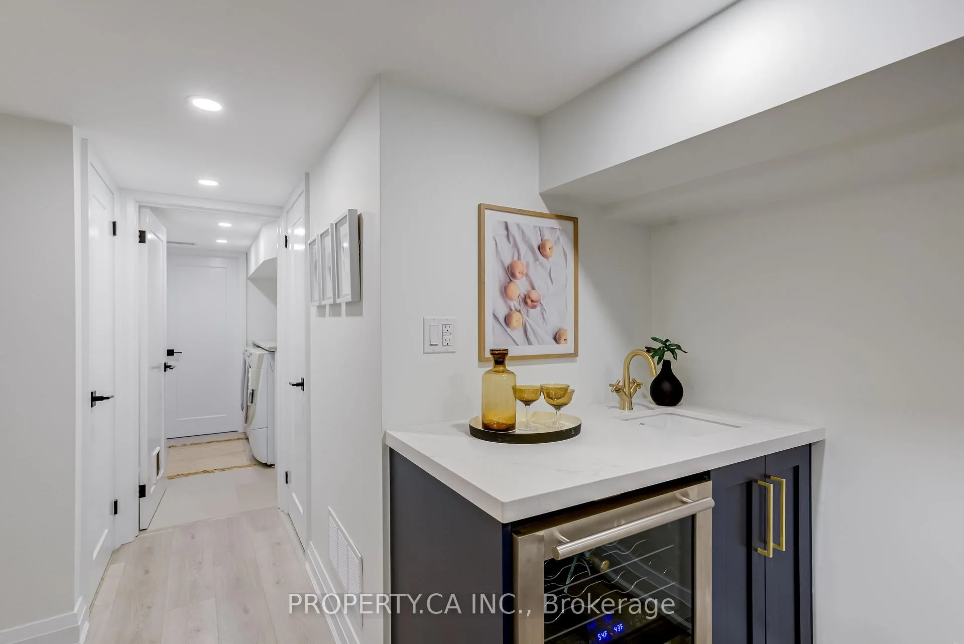 Photo 28 of 261 Ashdale Avenue, Toronto, Greenwood-Coxwell — HOMEH