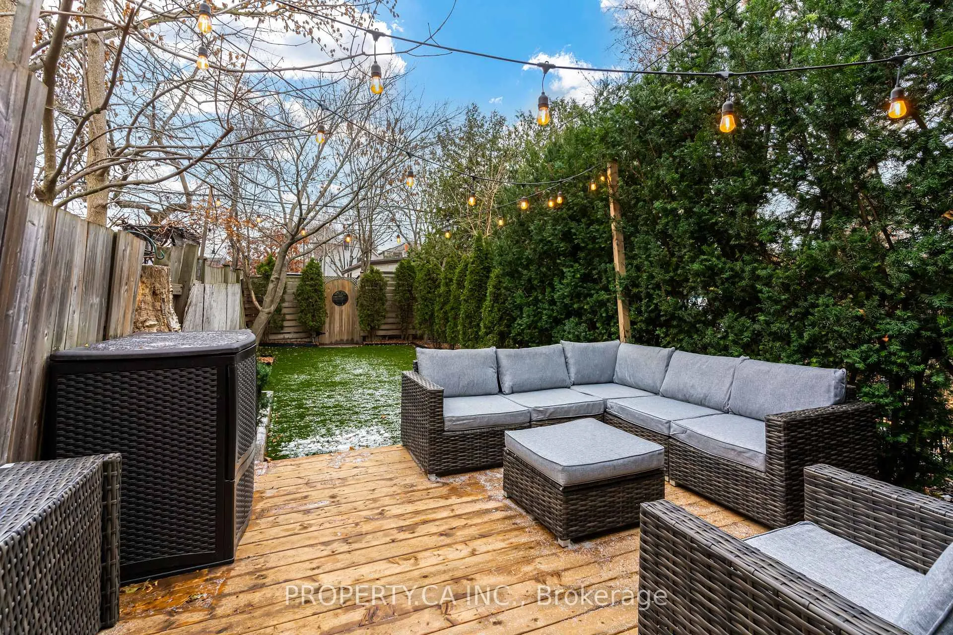 Photo 32 of 261 Ashdale Avenue, Toronto, Greenwood-Coxwell — HOMEH