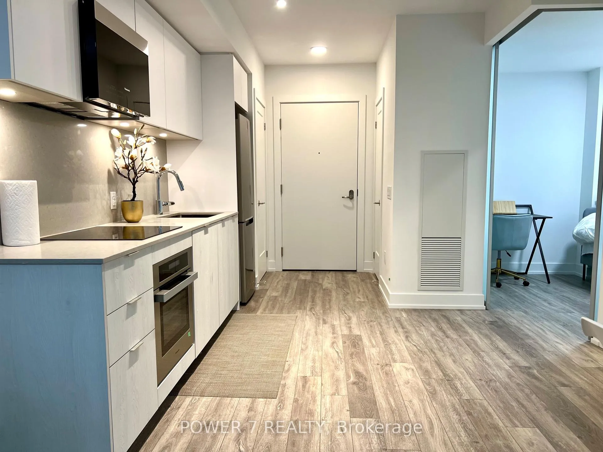 Photo 4 of Unit 1106, 9 Clegg Road, Markham, Unionville — HOMEH