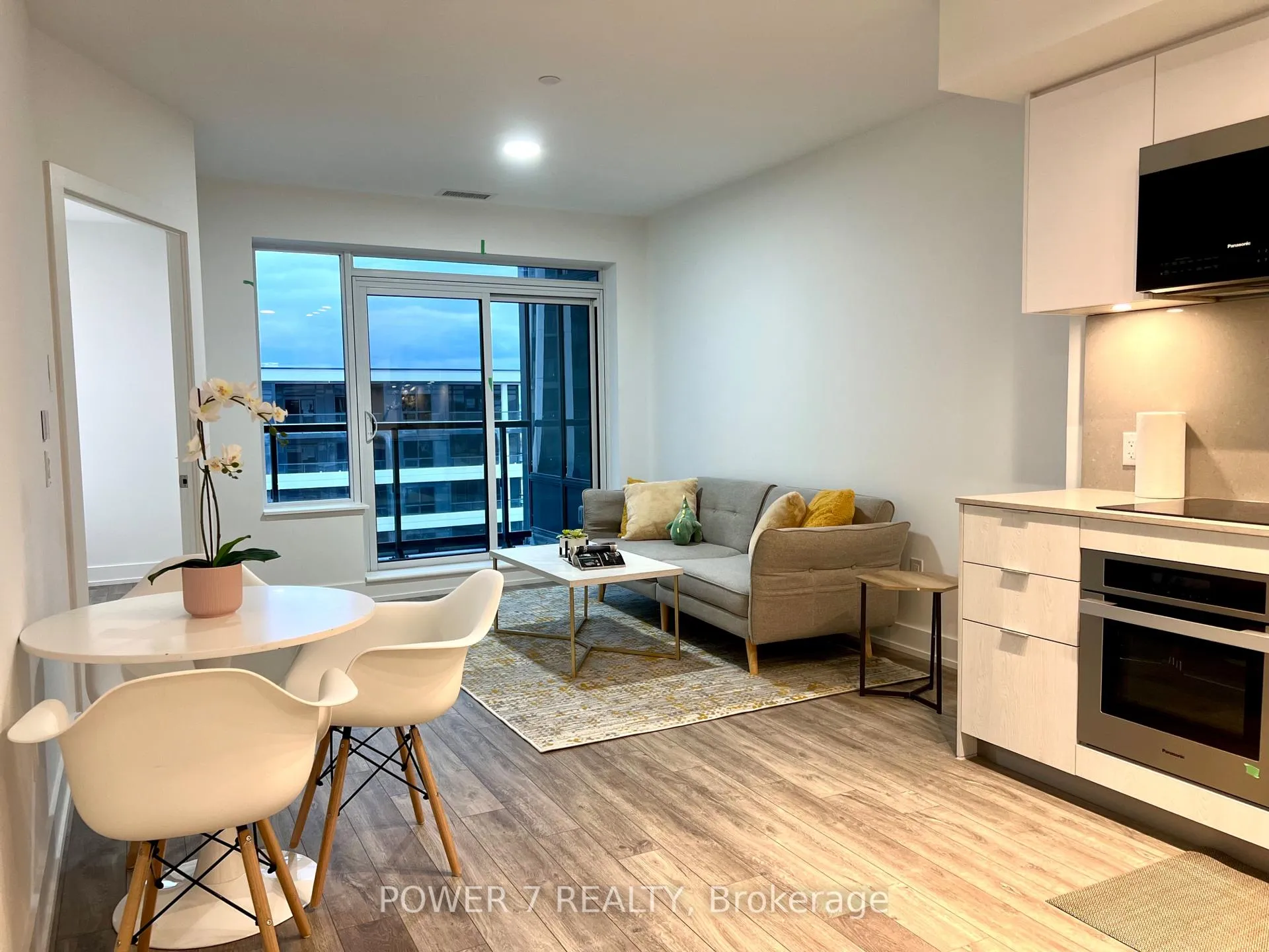 Photo 7 of Unit 1106, 9 Clegg Road, Markham, Unionville — HOMEH