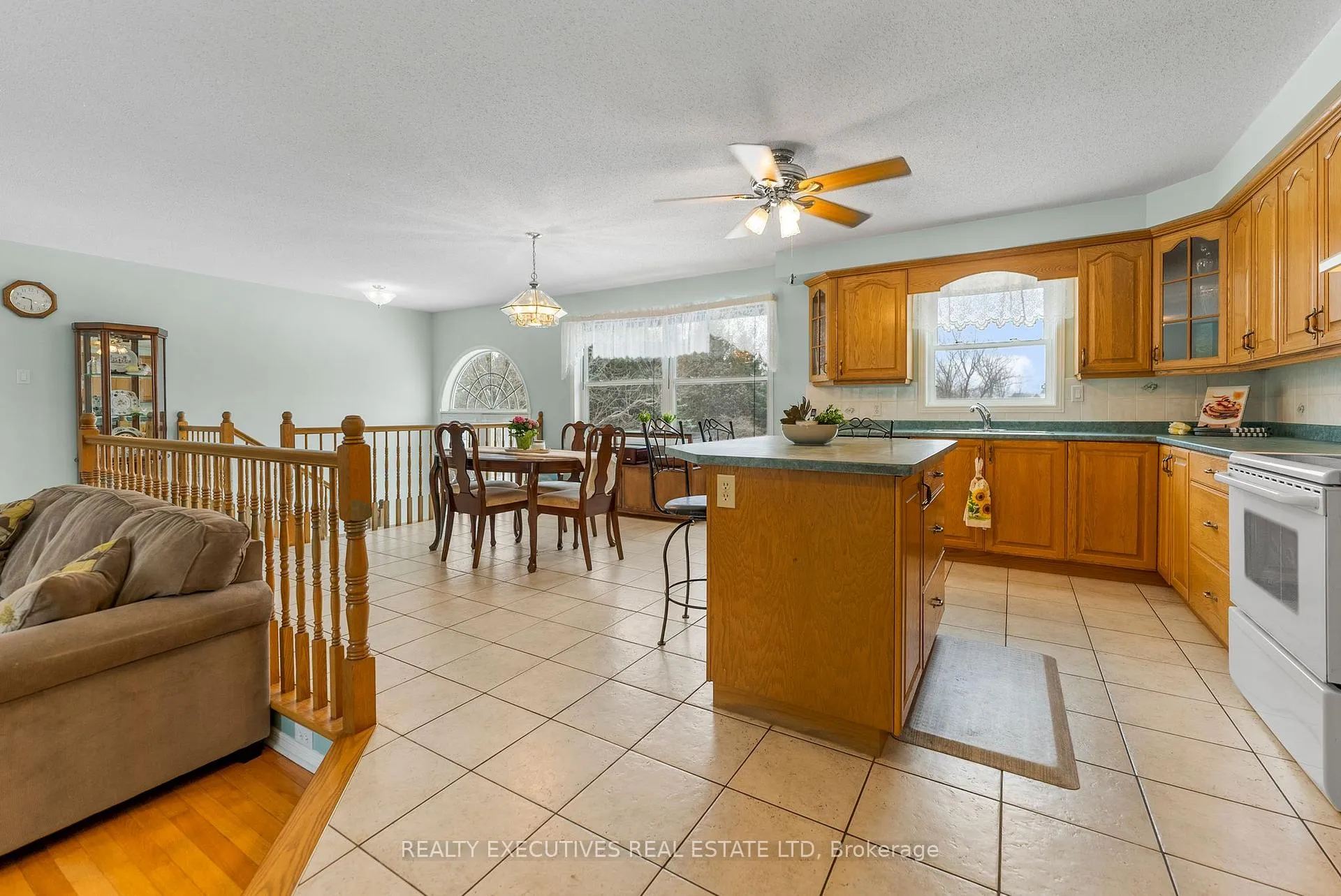 Photo 8 of 7854 Morningside Avenue, Ottawa, Vernon — HOMEH
