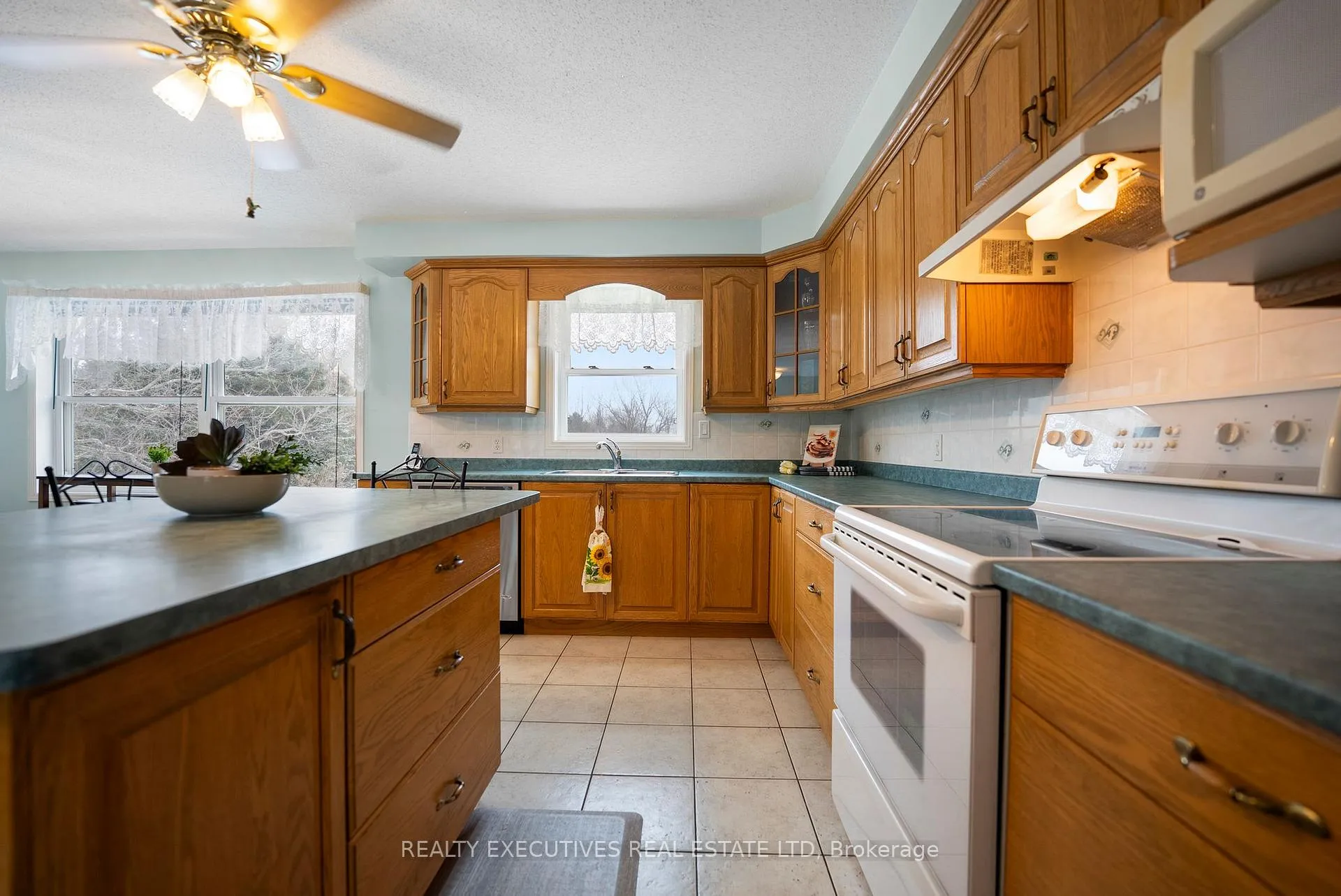 Photo 9 of 7854 Morningside Avenue, Ottawa, Vernon — HOMEH