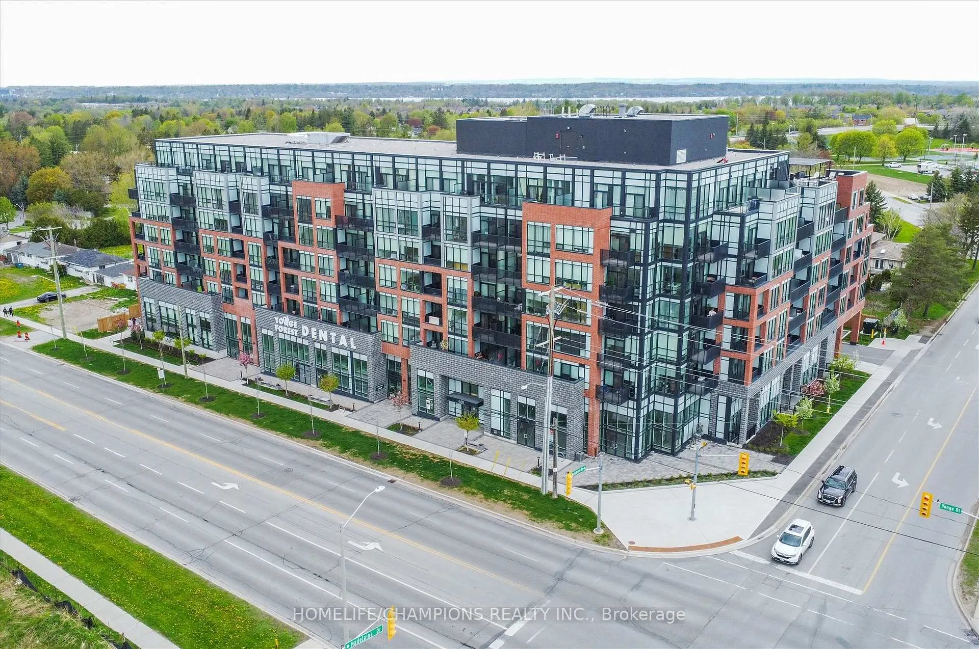 Photo 3 of Unit 602, 681 Yonge Street, Barrie, Painswick South — HOMEH