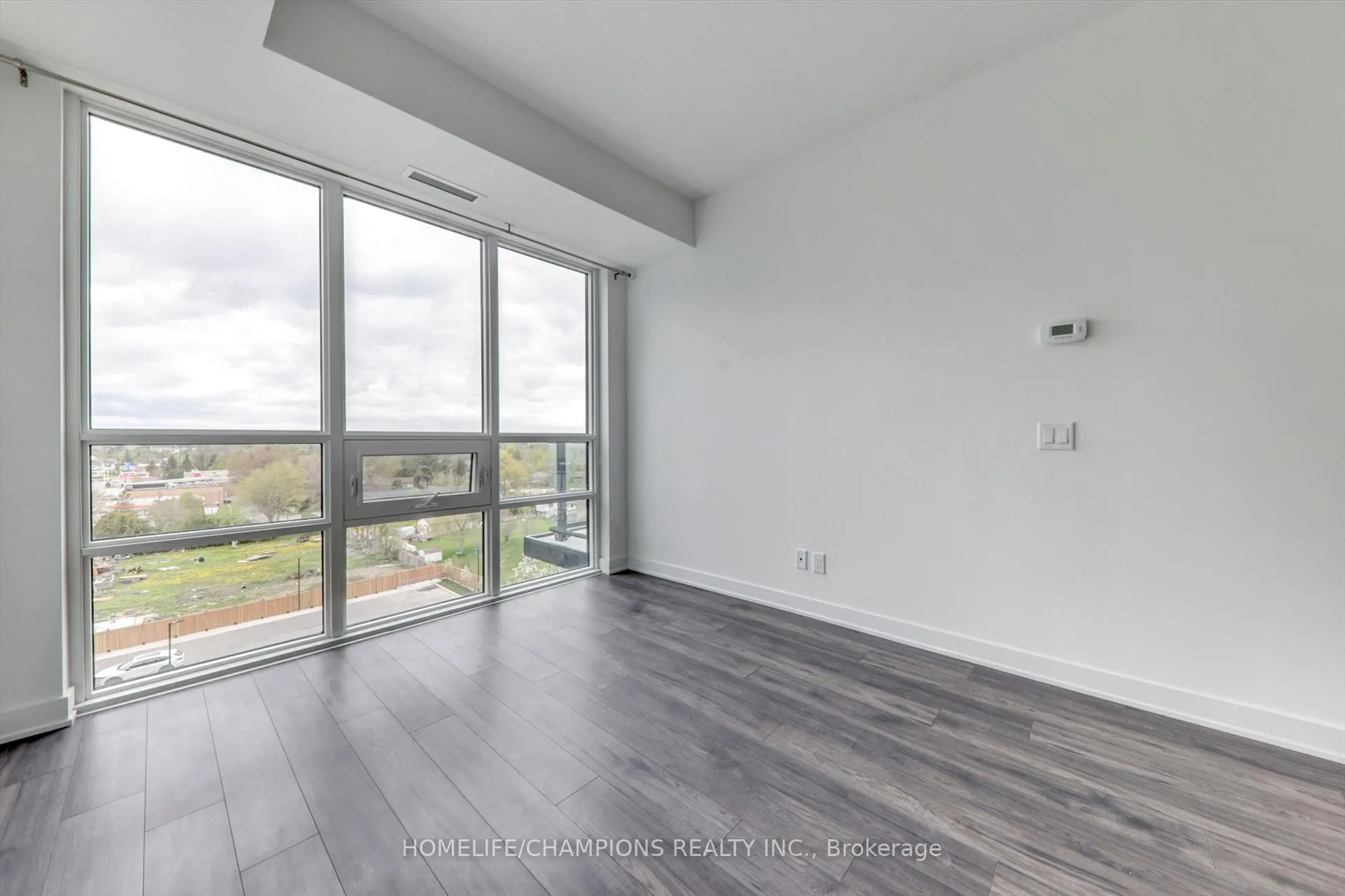 Photo 18 of Unit 602, 681 Yonge Street, Barrie, Painswick South — HOMEH