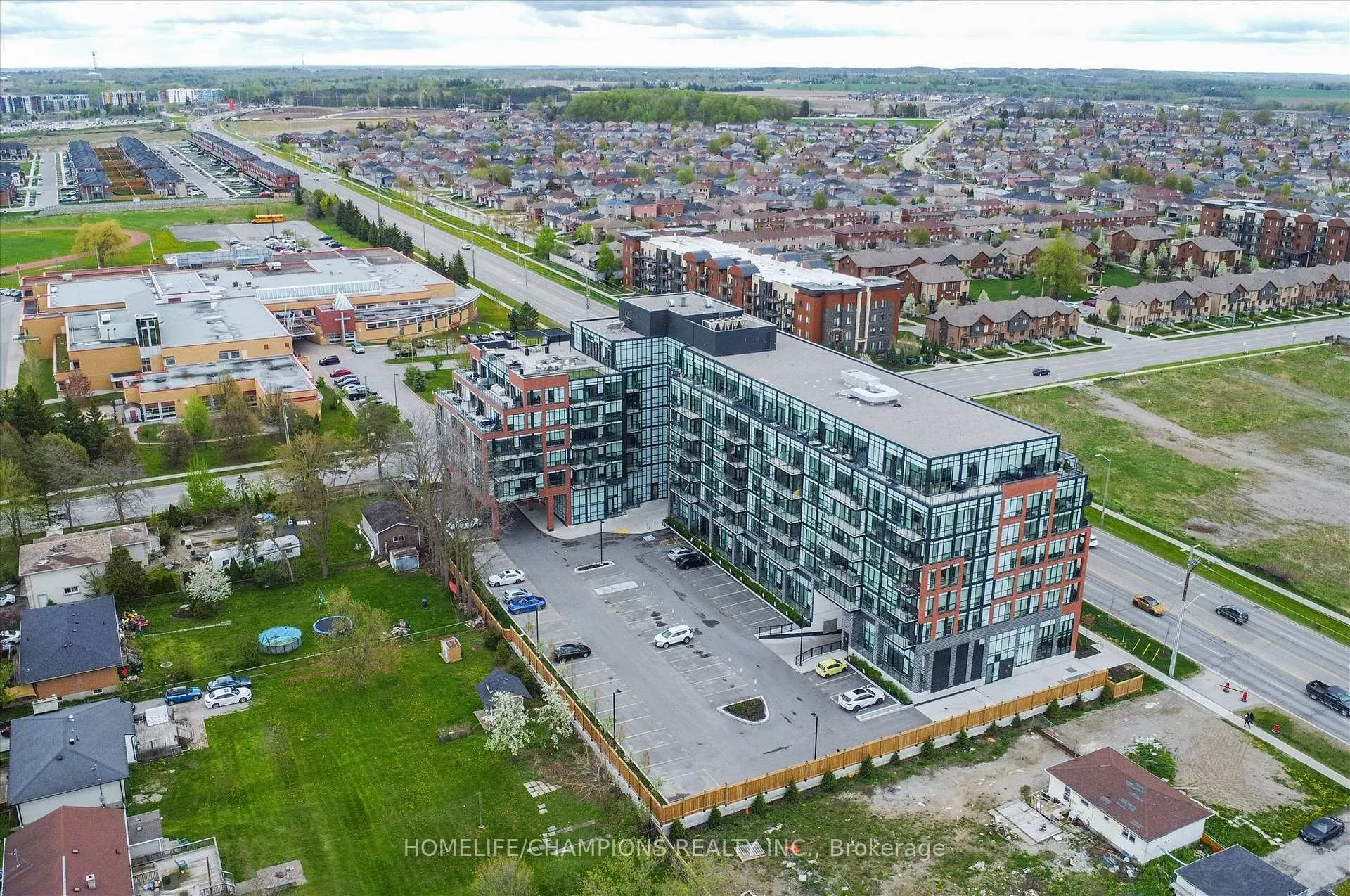 Photo 36 of Unit 602, 681 Yonge Street, Barrie, Painswick South — HOMEH