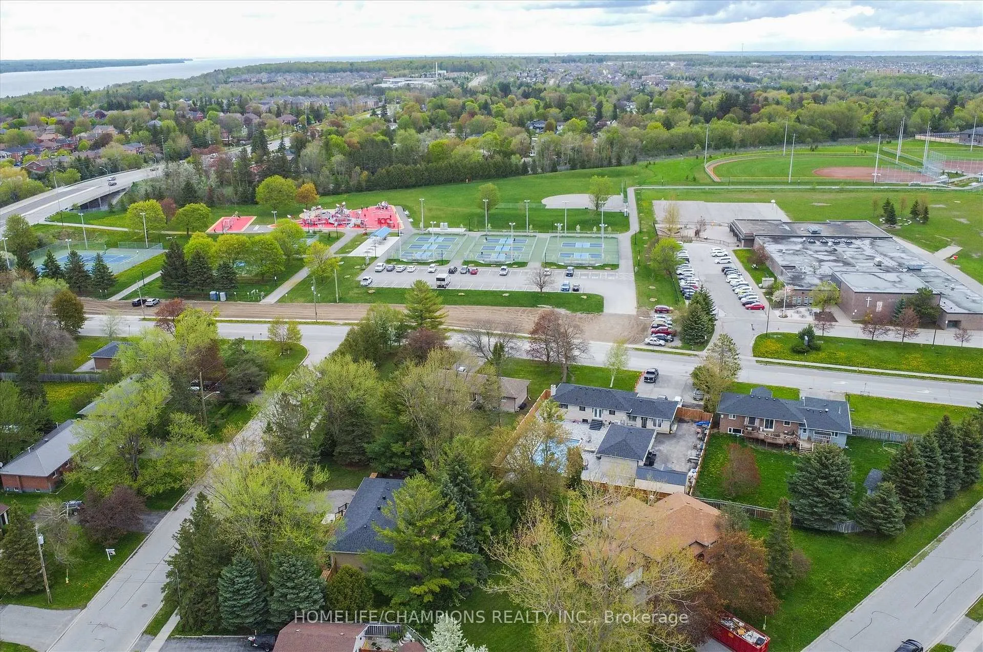 Photo 38 of Unit 602, 681 Yonge Street, Barrie, Painswick South — HOMEH