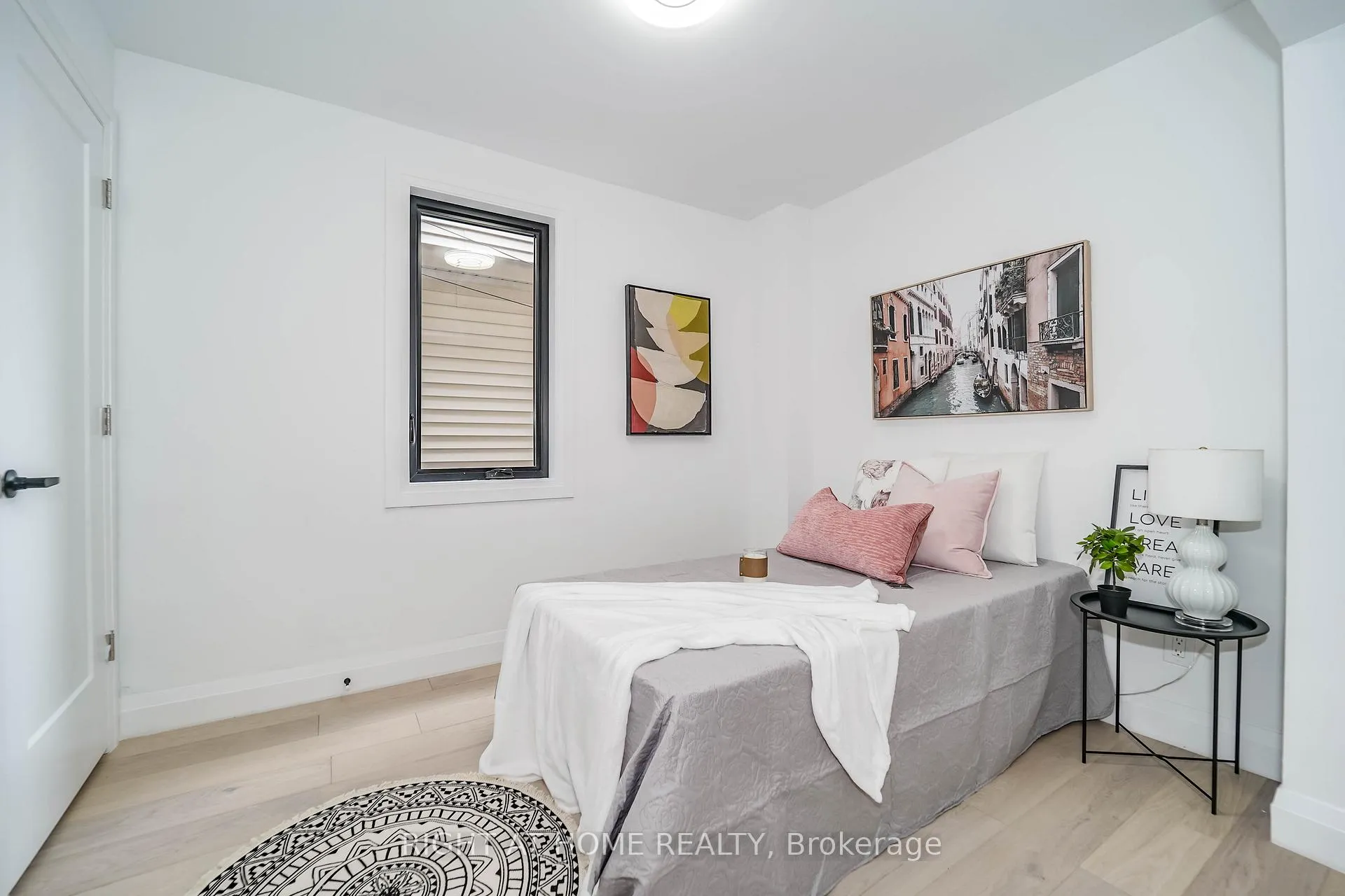 Photo 6 of 127 Duvernet Avenue, Toronto, East End-Danforth — HOMEH