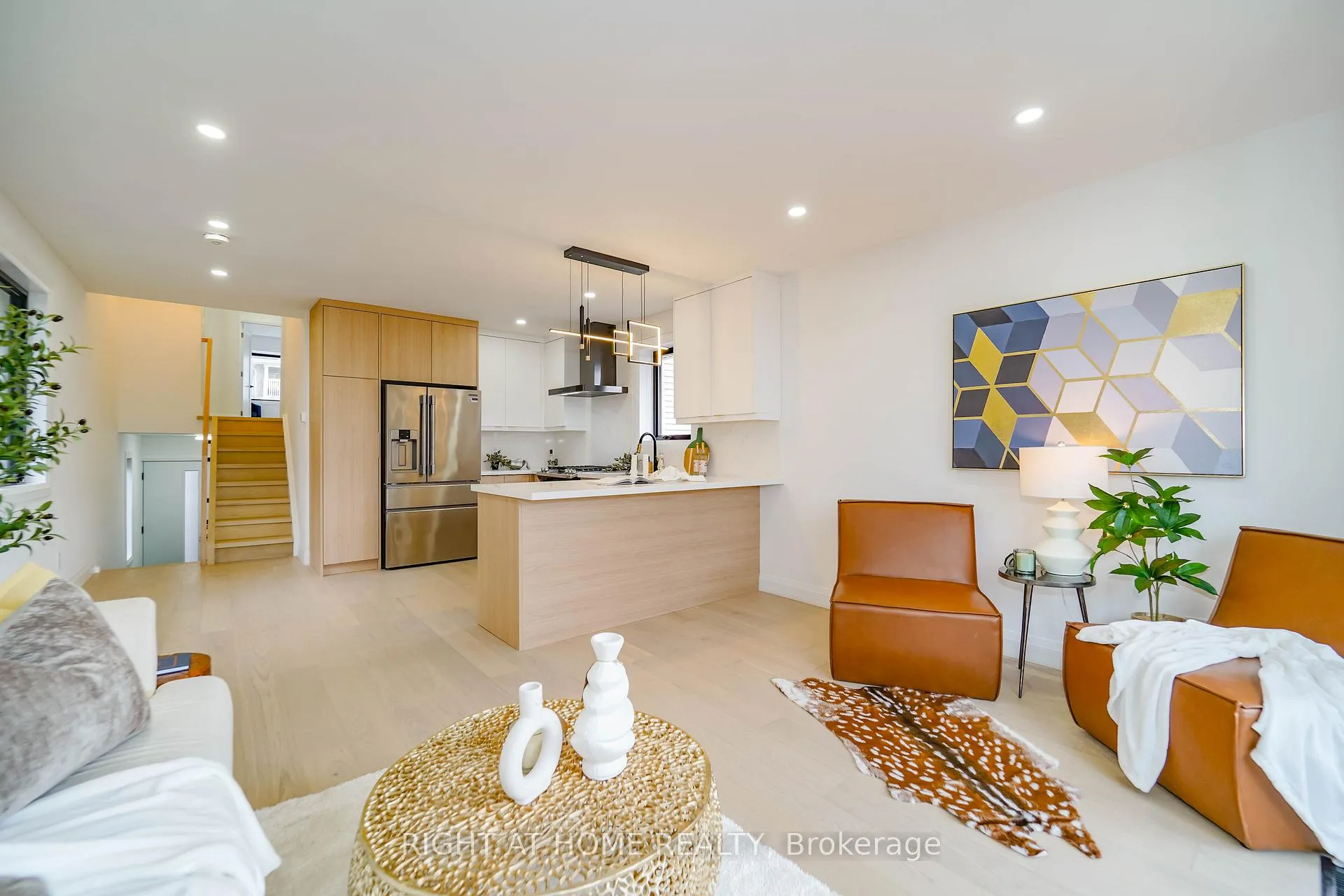 Photo 16 of 127 Duvernet Avenue, Toronto, East End-Danforth — HOMEH
