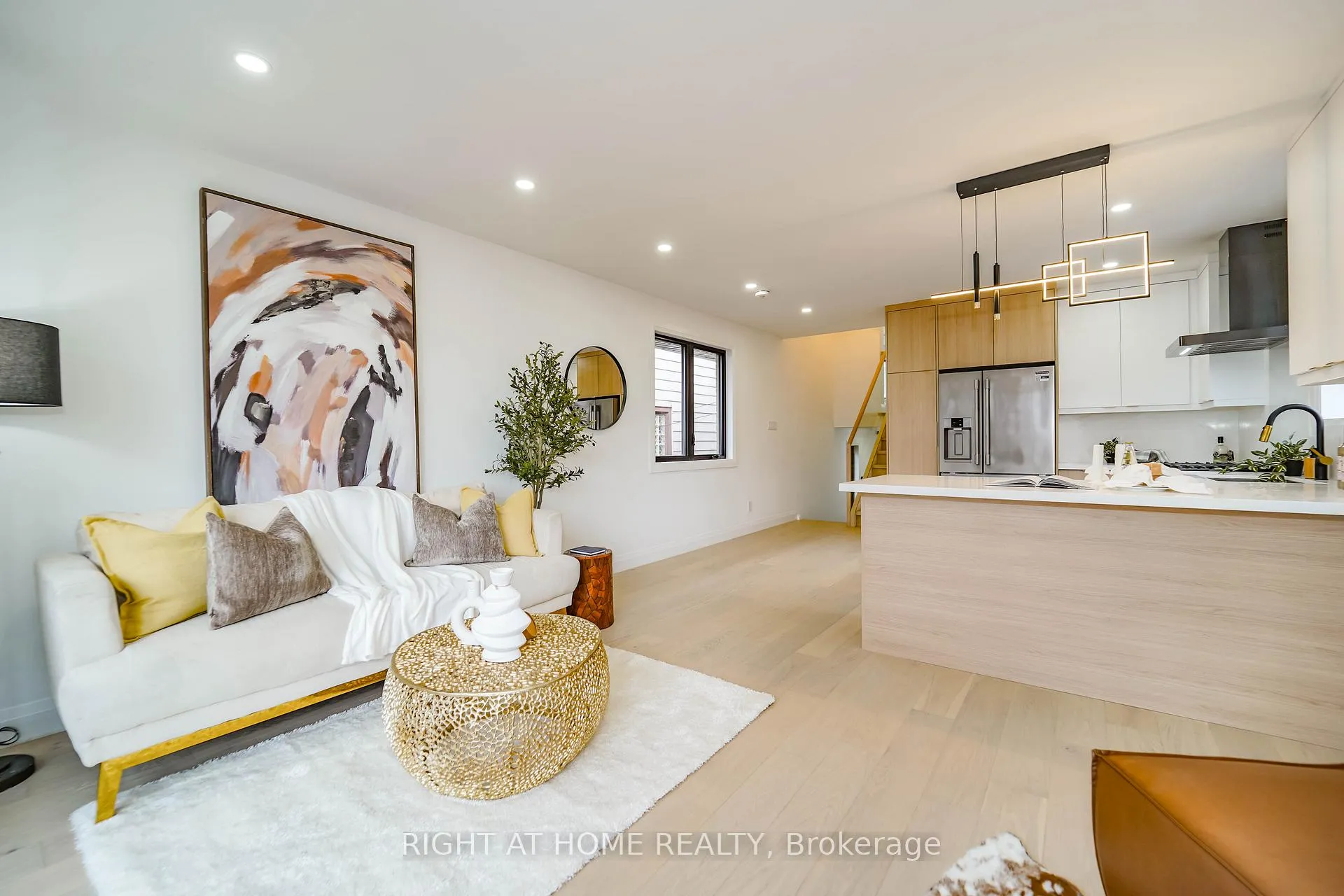 Photo 17 of 127 Duvernet Avenue, Toronto, East End-Danforth — HOMEH