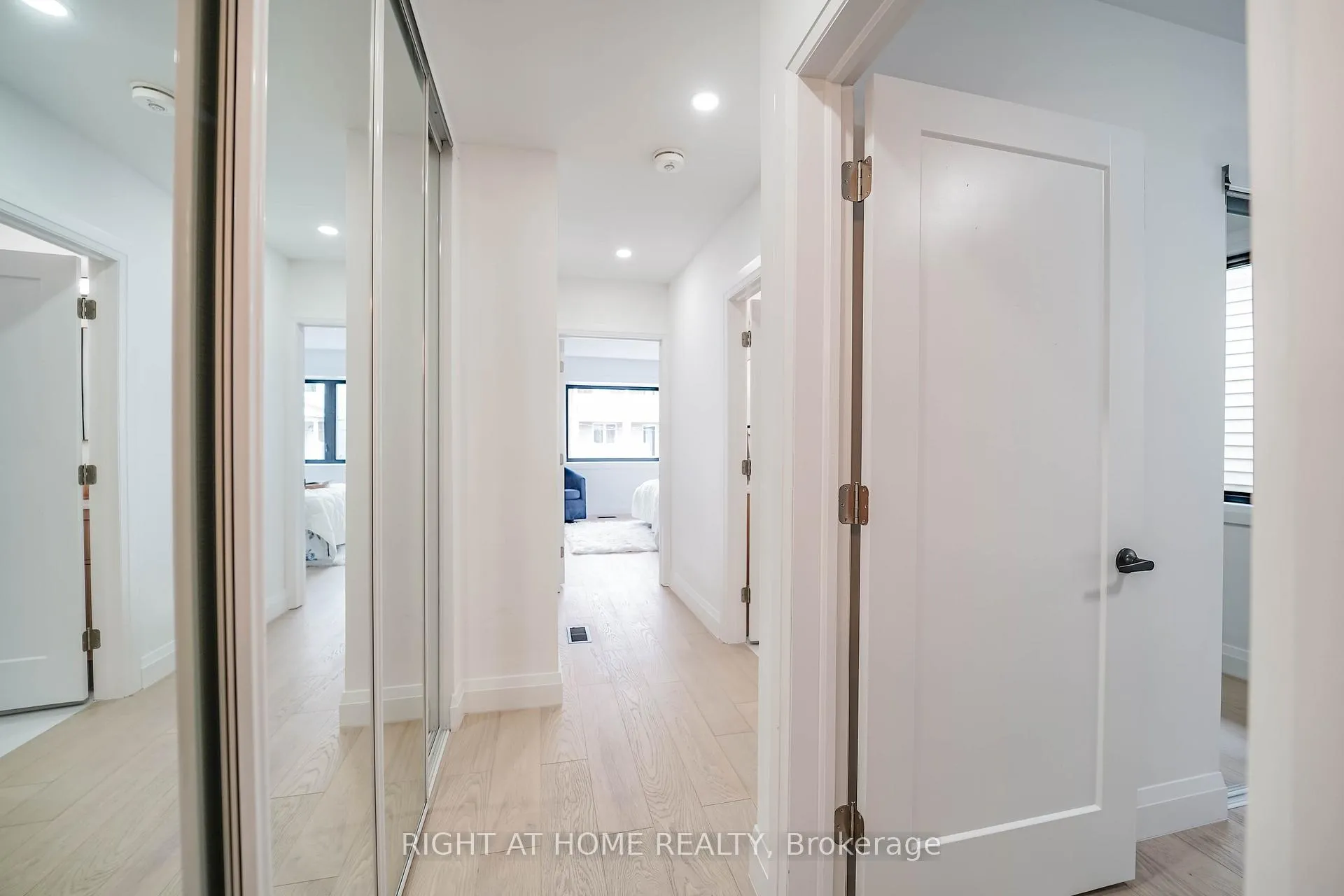 Photo 18 of 127 Duvernet Avenue, Toronto, East End-Danforth — HOMEH