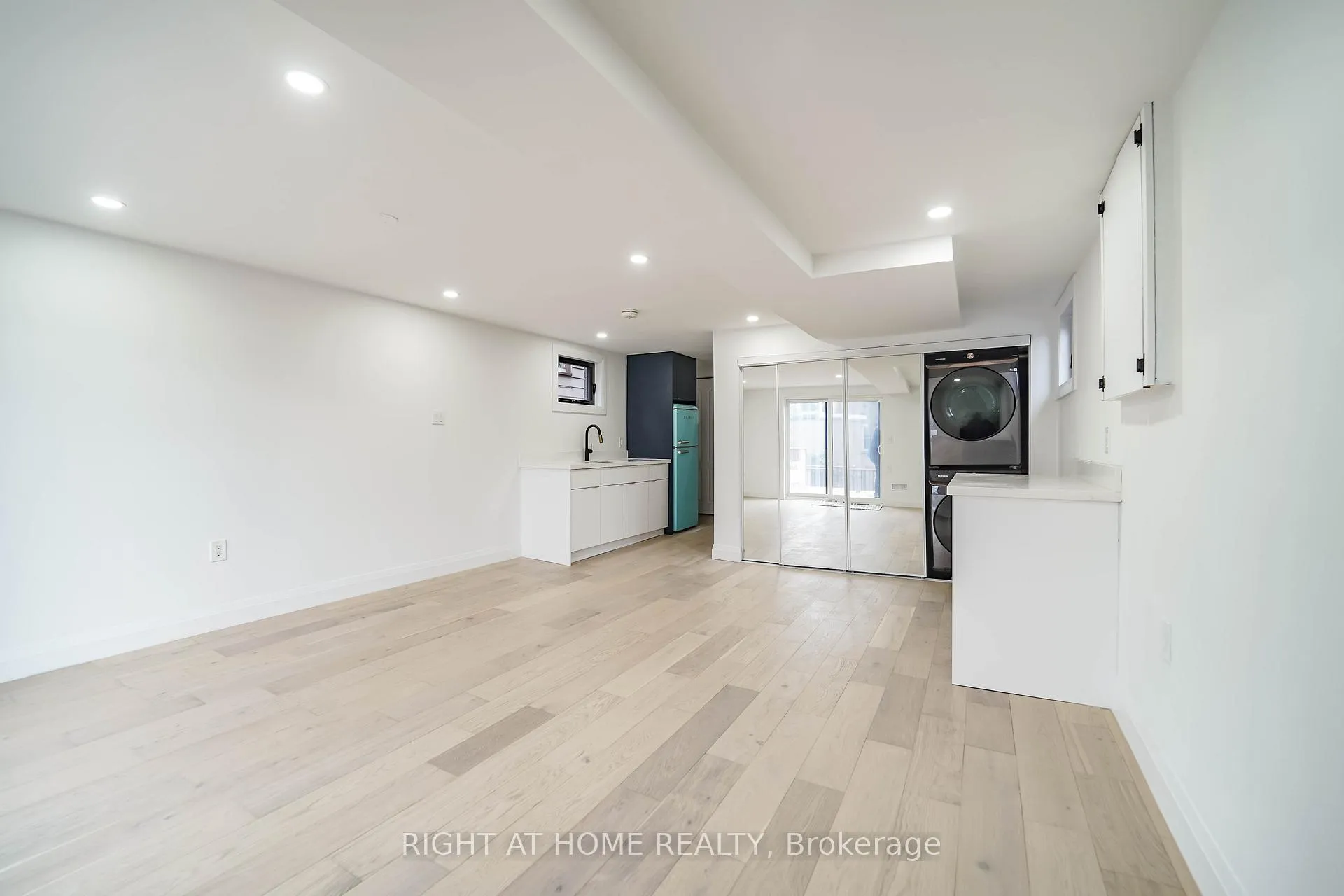 Photo 32 of 127 Duvernet Avenue, Toronto, East End-Danforth — HOMEH
