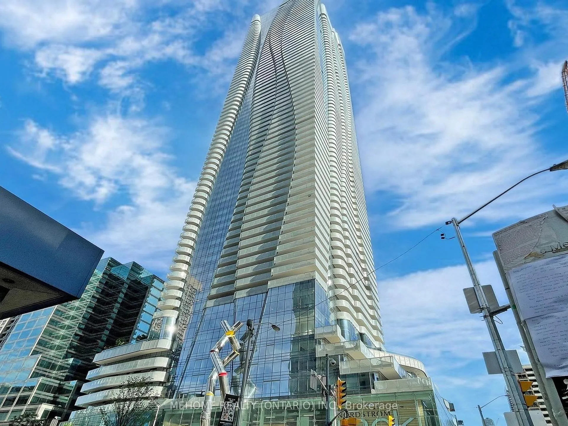 Front of Unit 5808, 1 Bloor Street E