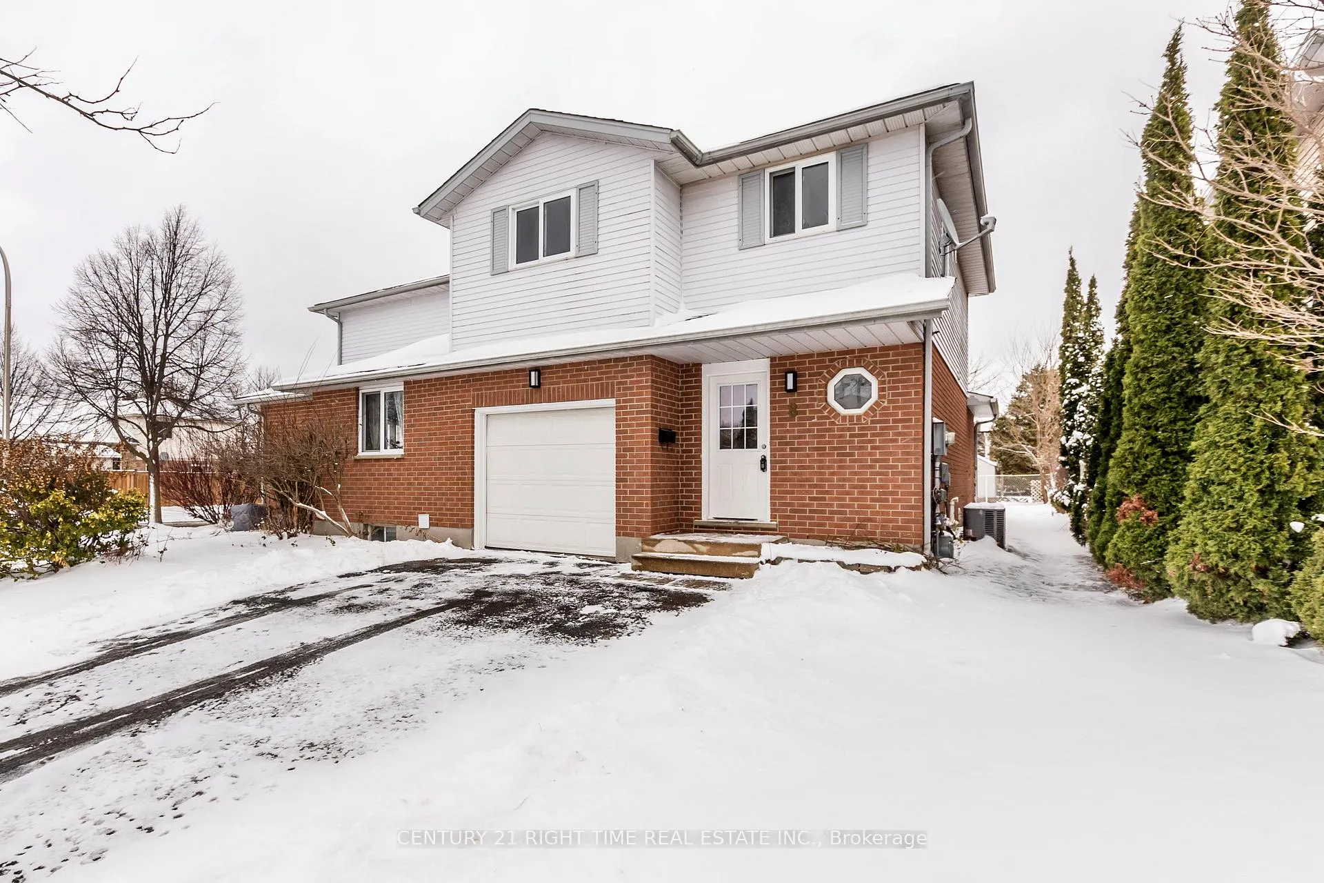 Photo 3 of 8 Tamvale Crescent, Kitchener — HOMEH