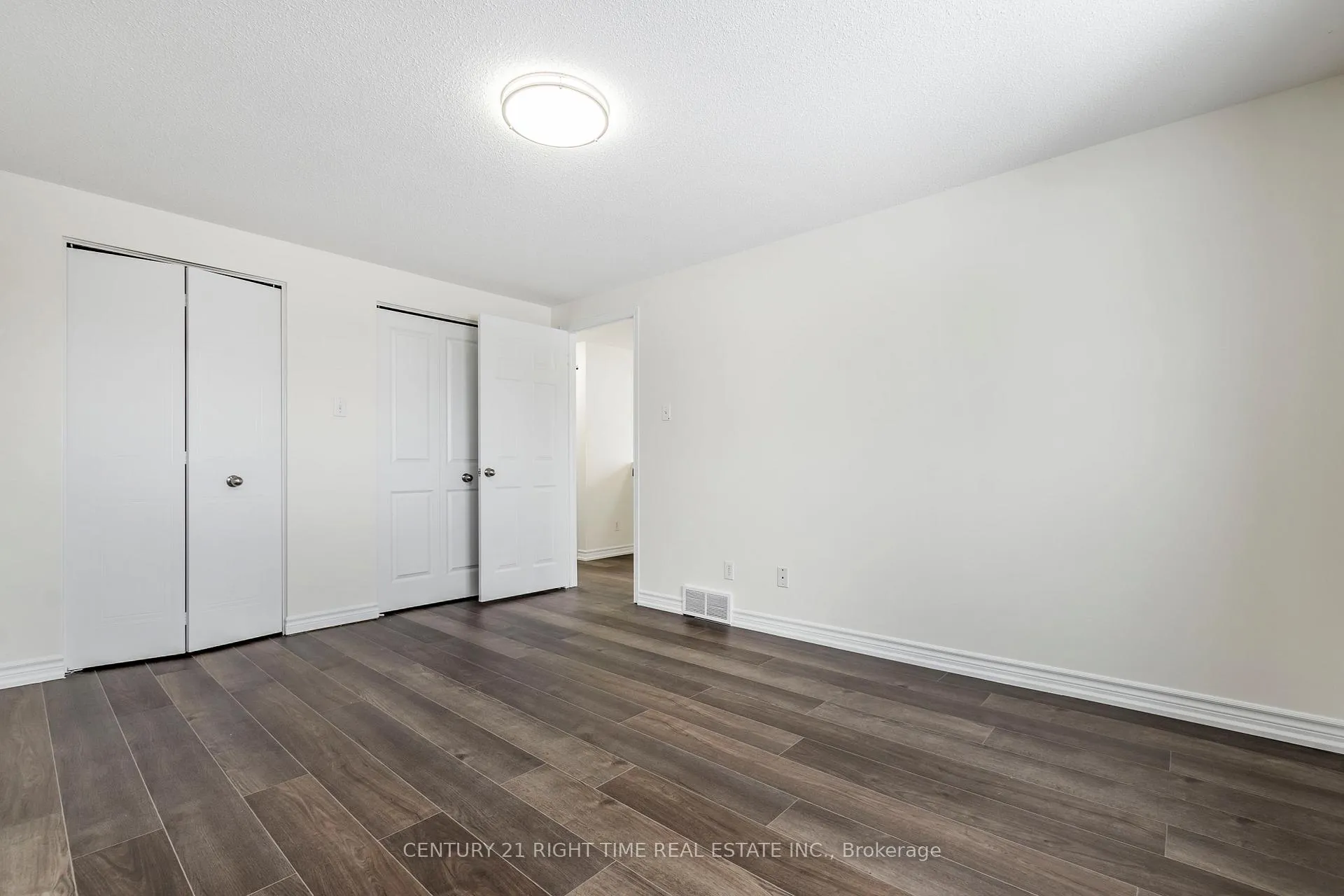 Photo 20 of 8 Tamvale Crescent, Kitchener — HOMEH