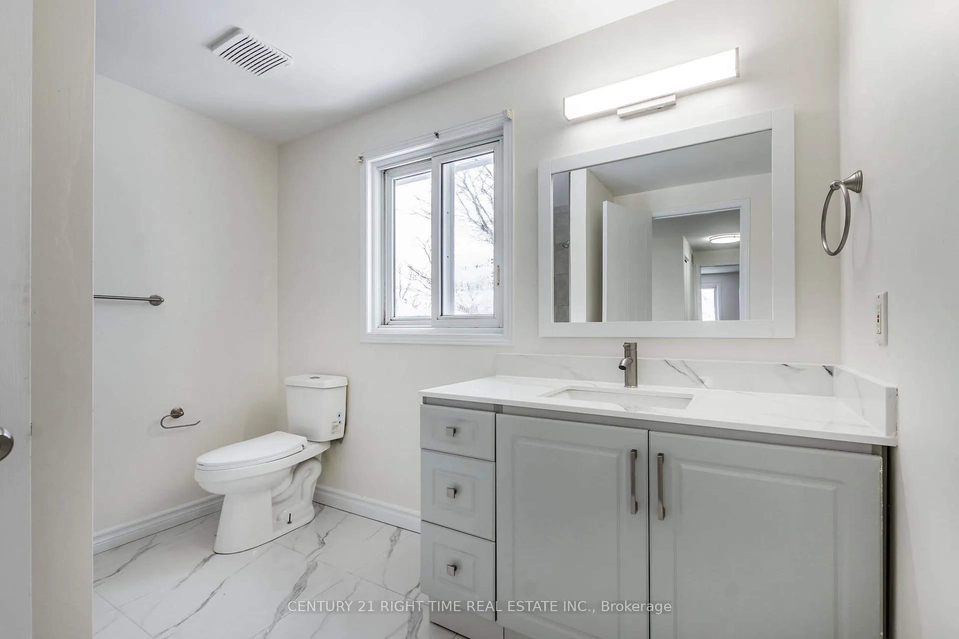 Photo 27 of 8 Tamvale Crescent, Kitchener — HOMEH