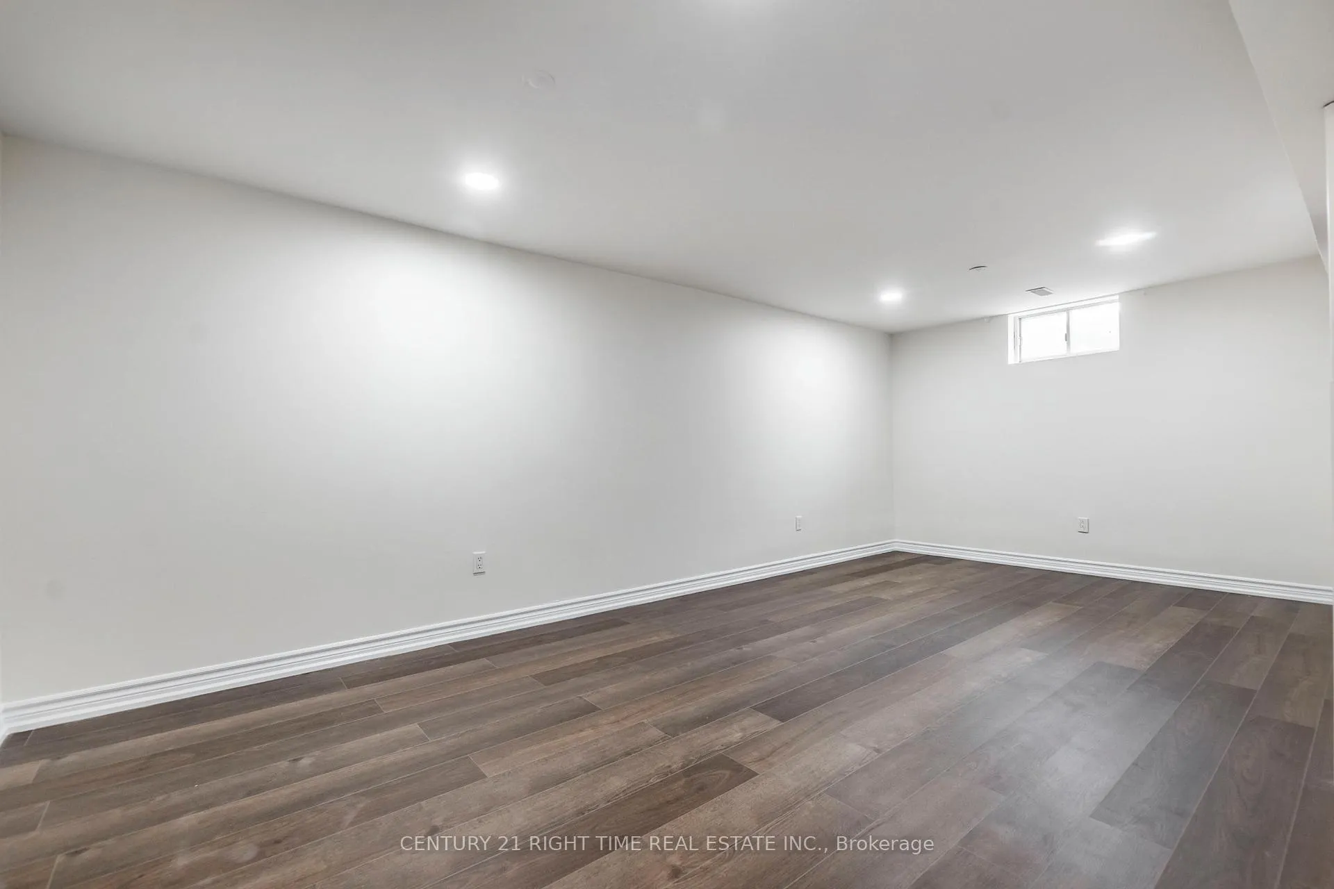 Photo 29 of 8 Tamvale Crescent, Kitchener — HOMEH