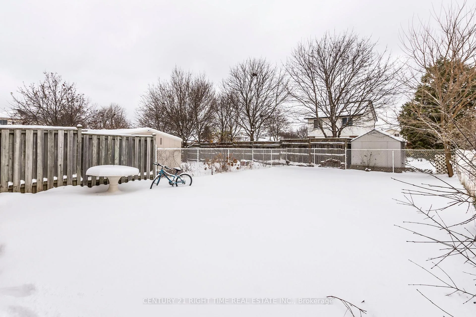 Photo 35 of 8 Tamvale Crescent, Kitchener — HOMEH