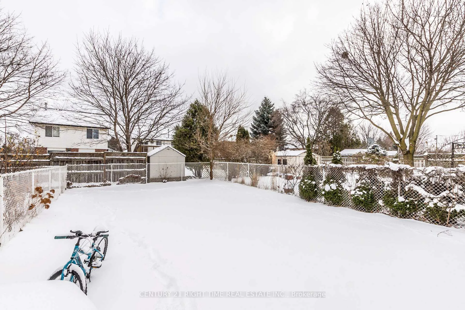 Photo 37 of 8 Tamvale Crescent, Kitchener — HOMEH