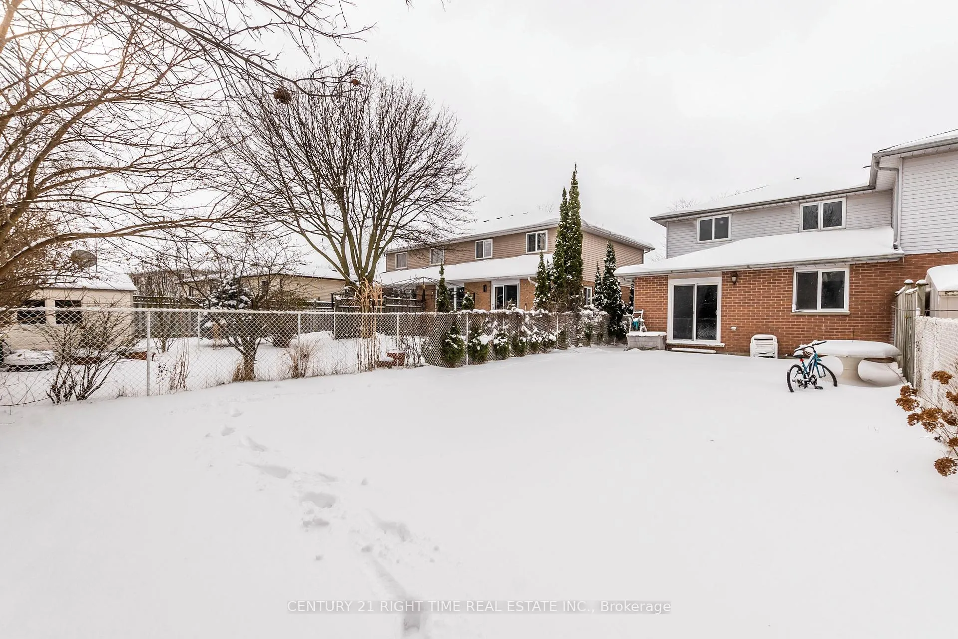 Photo 38 of 8 Tamvale Crescent, Kitchener — HOMEH