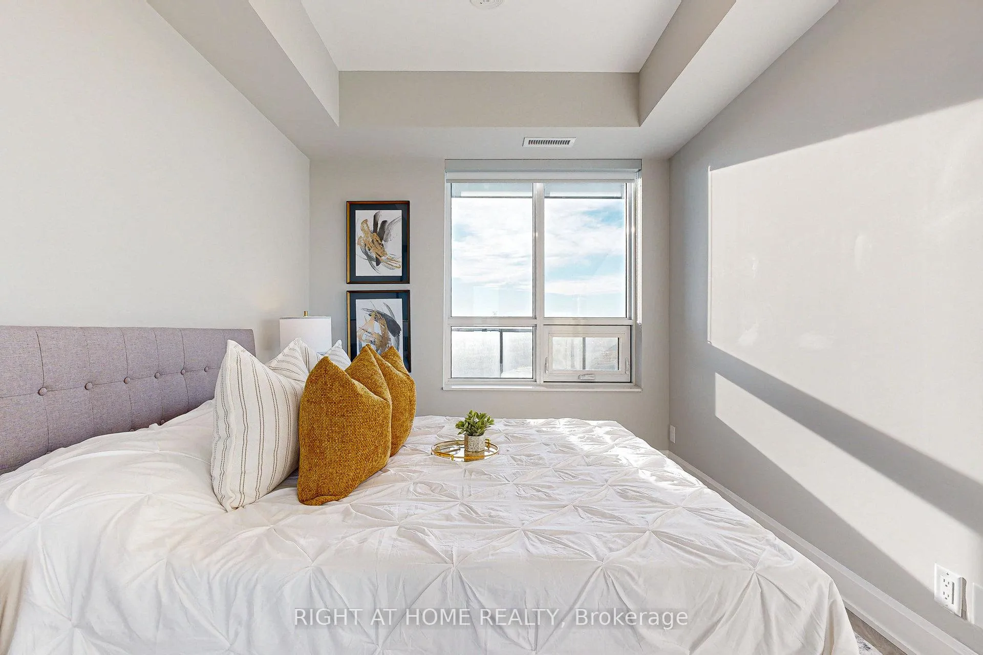 Photo 24 of Unit 1011, 12 Gandhi Lane, Markham, Commerce Valley — HOMEH