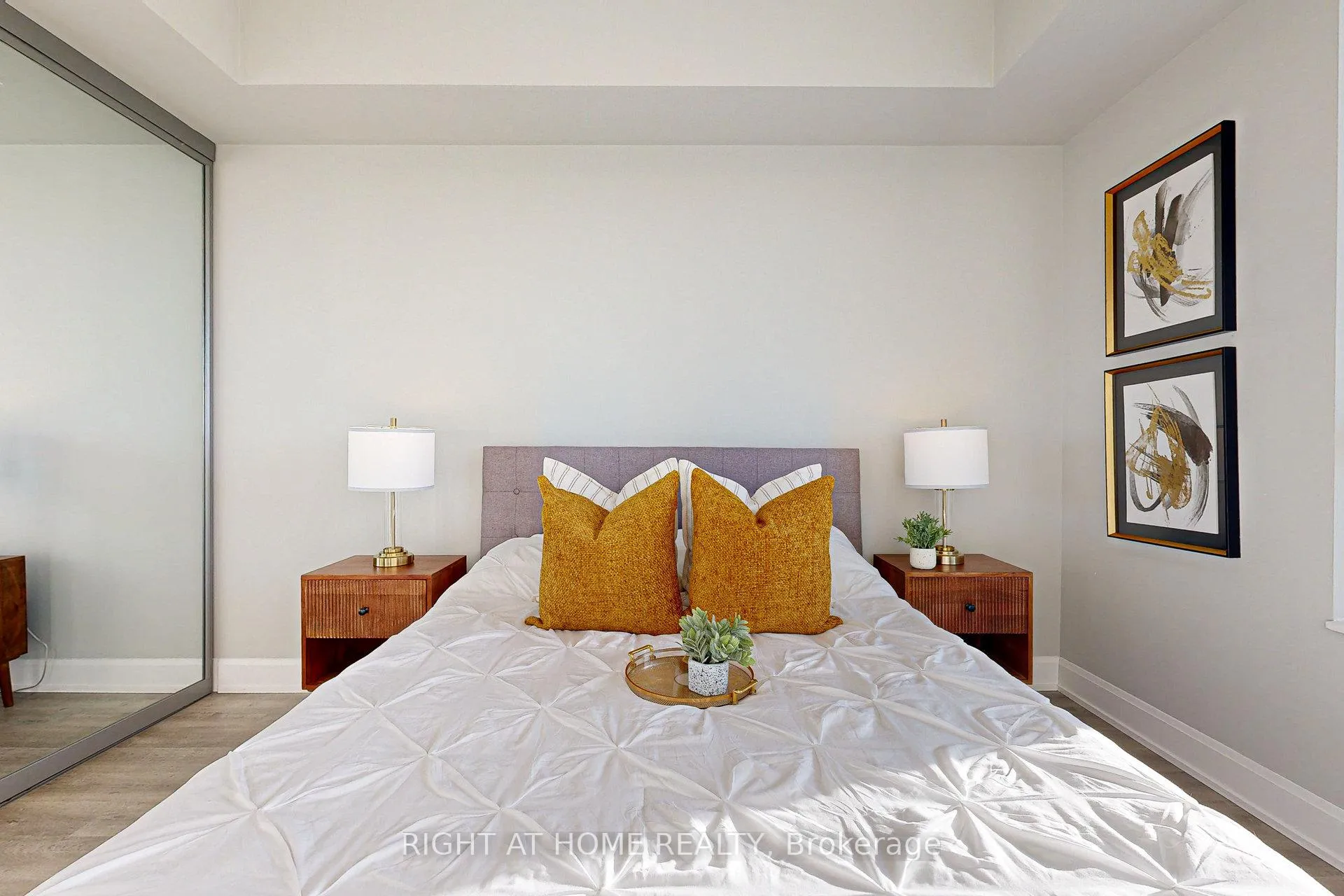 Photo 25 of Unit 1011, 12 Gandhi Lane, Markham, Commerce Valley — HOMEH