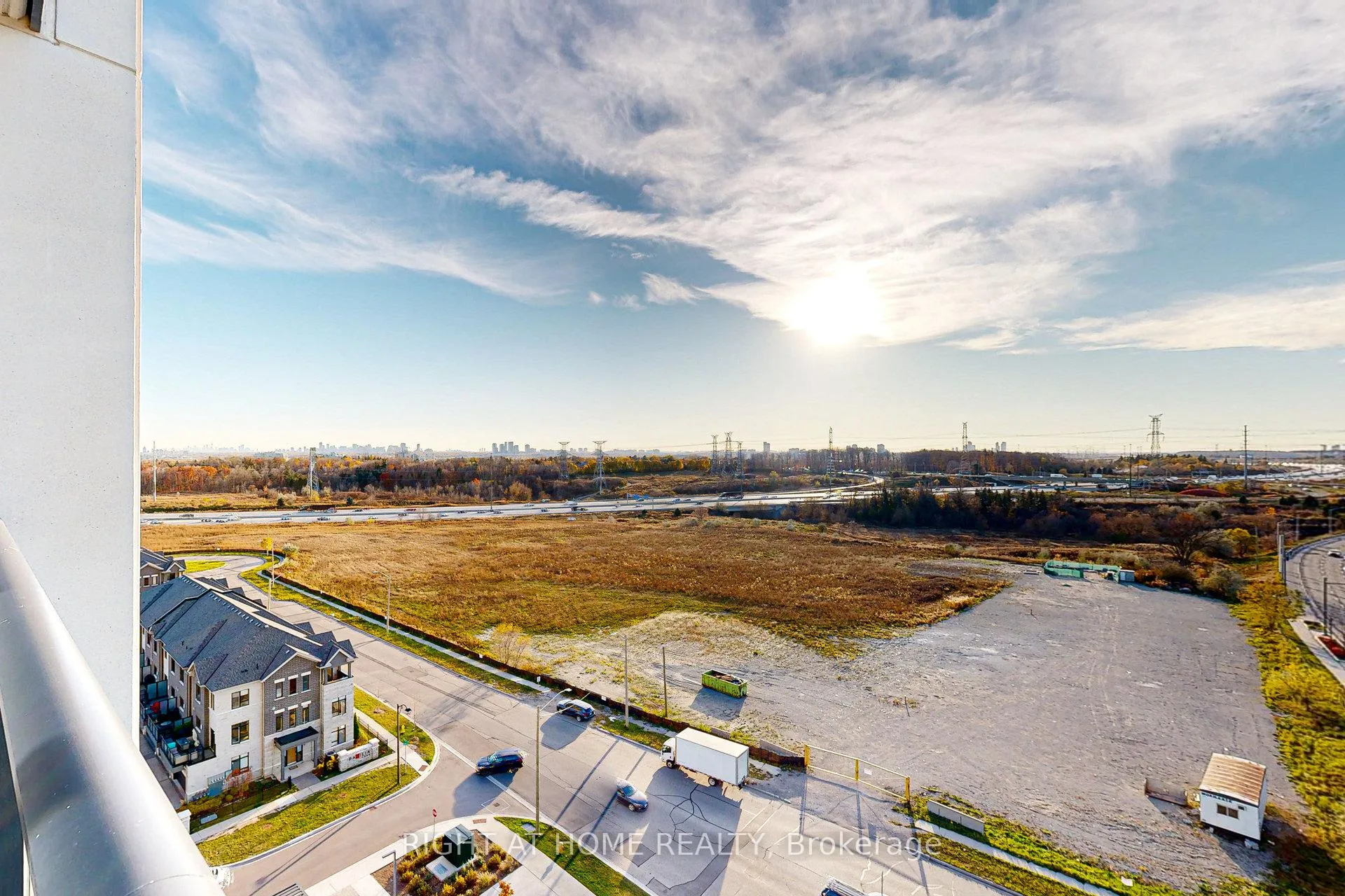 Photo 29 of Unit 1011, 12 Gandhi Lane, Markham, Commerce Valley — HOMEH