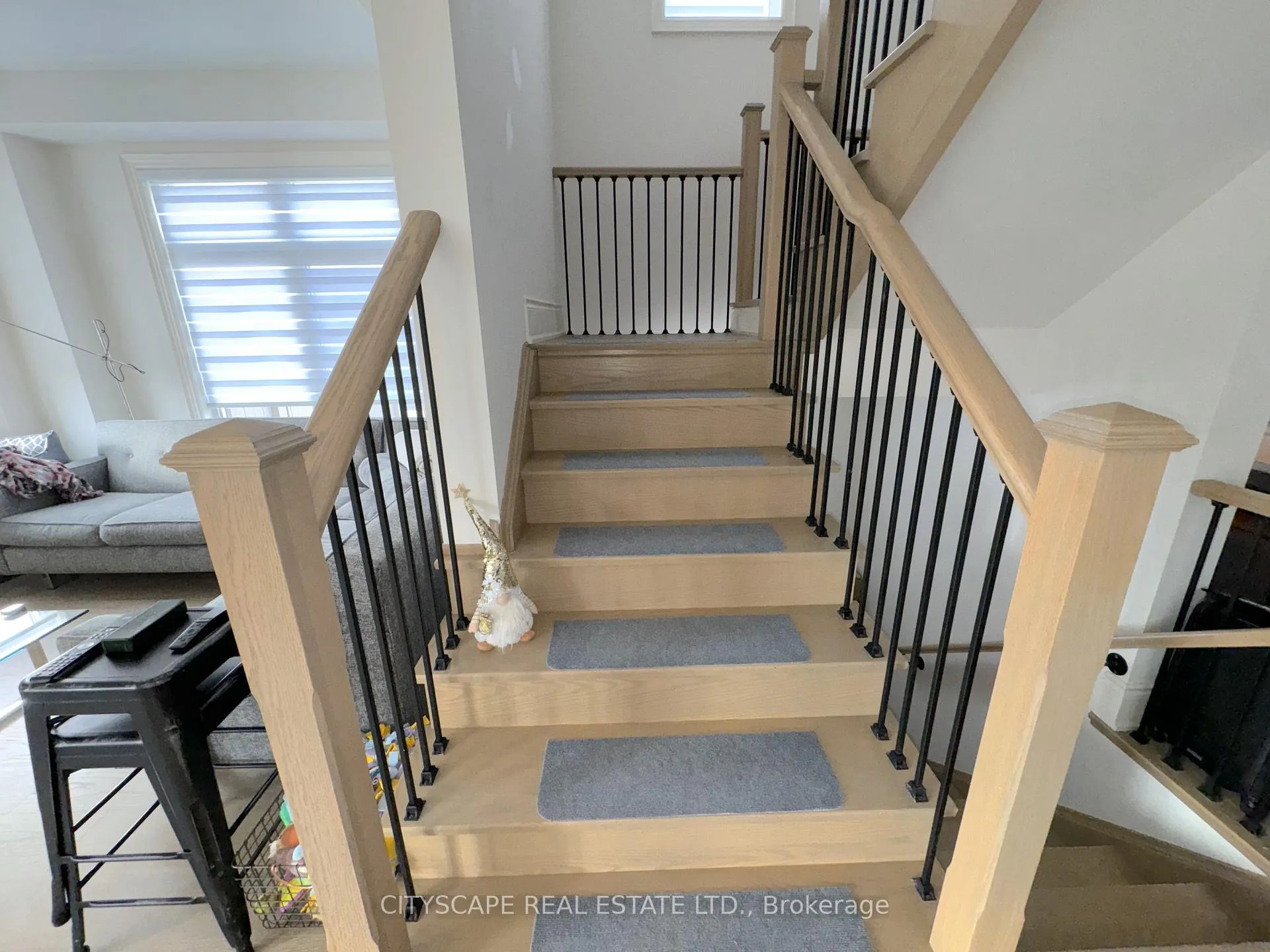 Photo 17 of 4 Pond View Gate, Hamilton, Waterdown — HOMEH