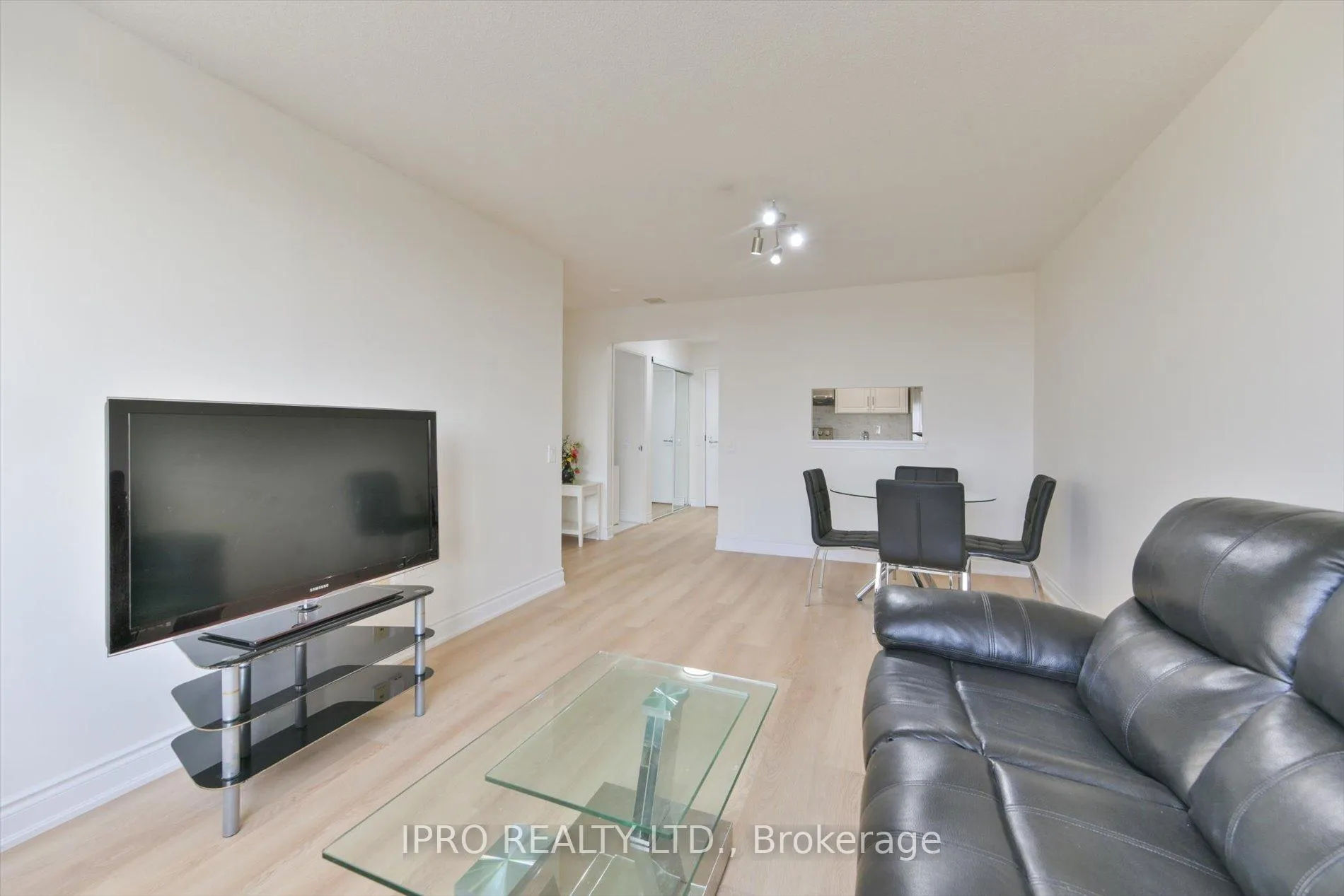 Photo 11 of Unit 308, 21 Overlea Boulevard, Toronto, Thorncliffe Park — HOMEH