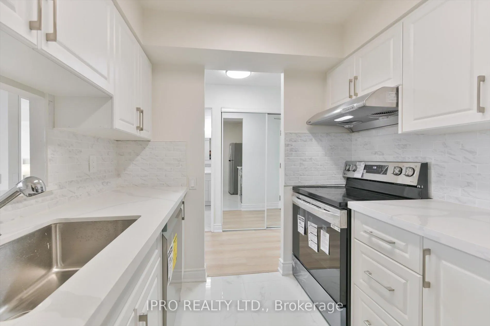 Photo 15 of Unit 308, 21 Overlea Boulevard, Toronto, Thorncliffe Park — HOMEH