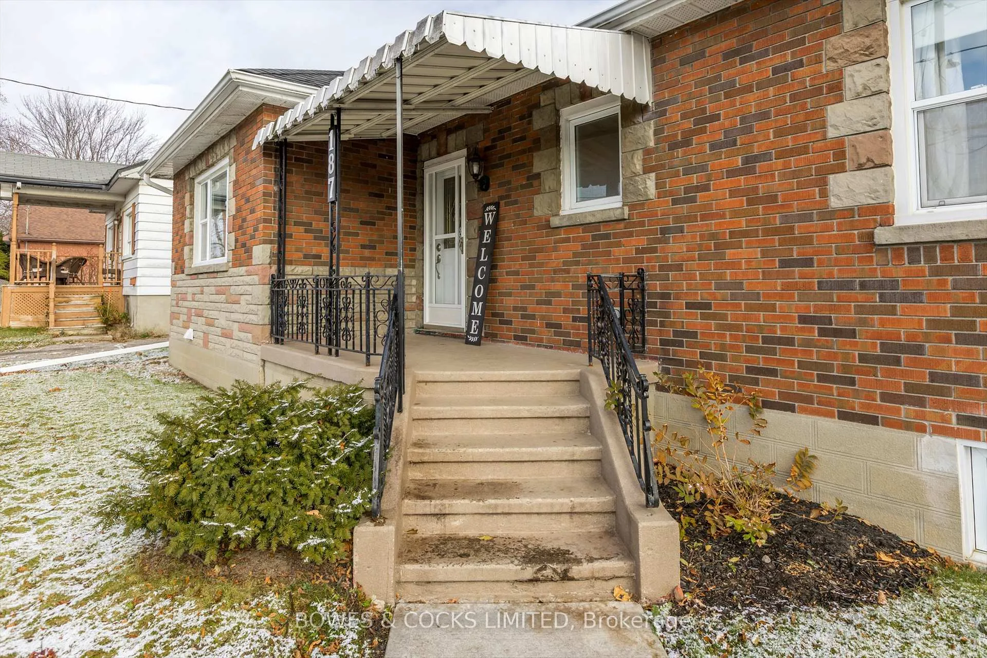 Photo 4 of 187 Wilson Road S, Oshawa, Donevan — HOMEH
