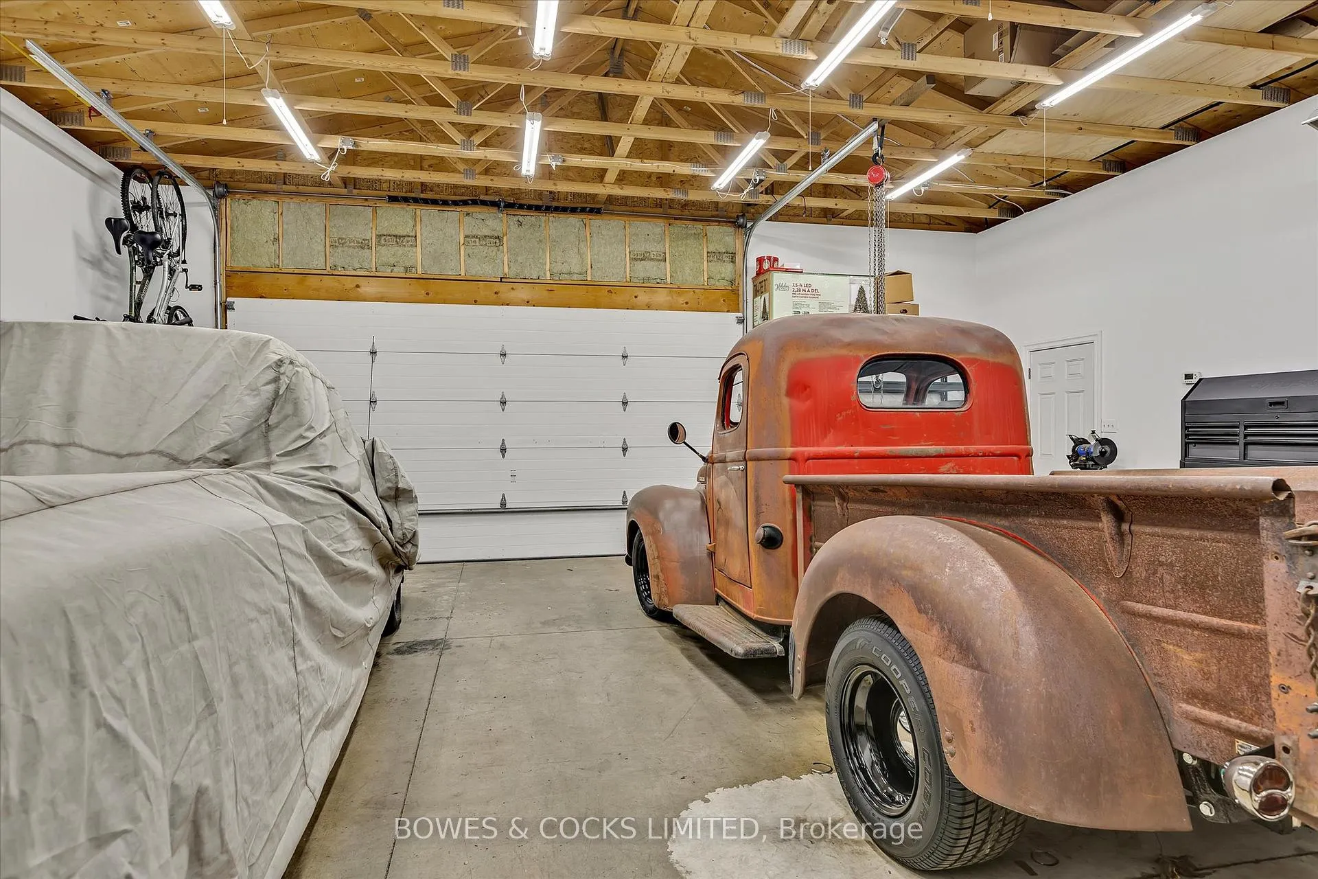 Photo 35 of 187 Wilson Road S, Oshawa, Donevan — HOMEH