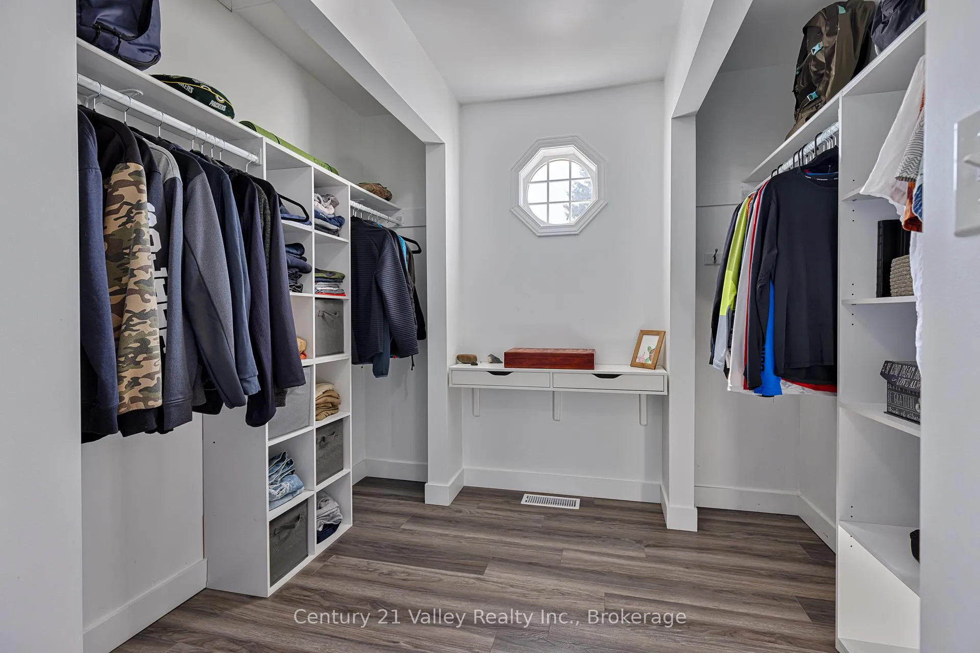 Photo 12 of 690 Pineridge Crescent, Petawawa — HOMEH