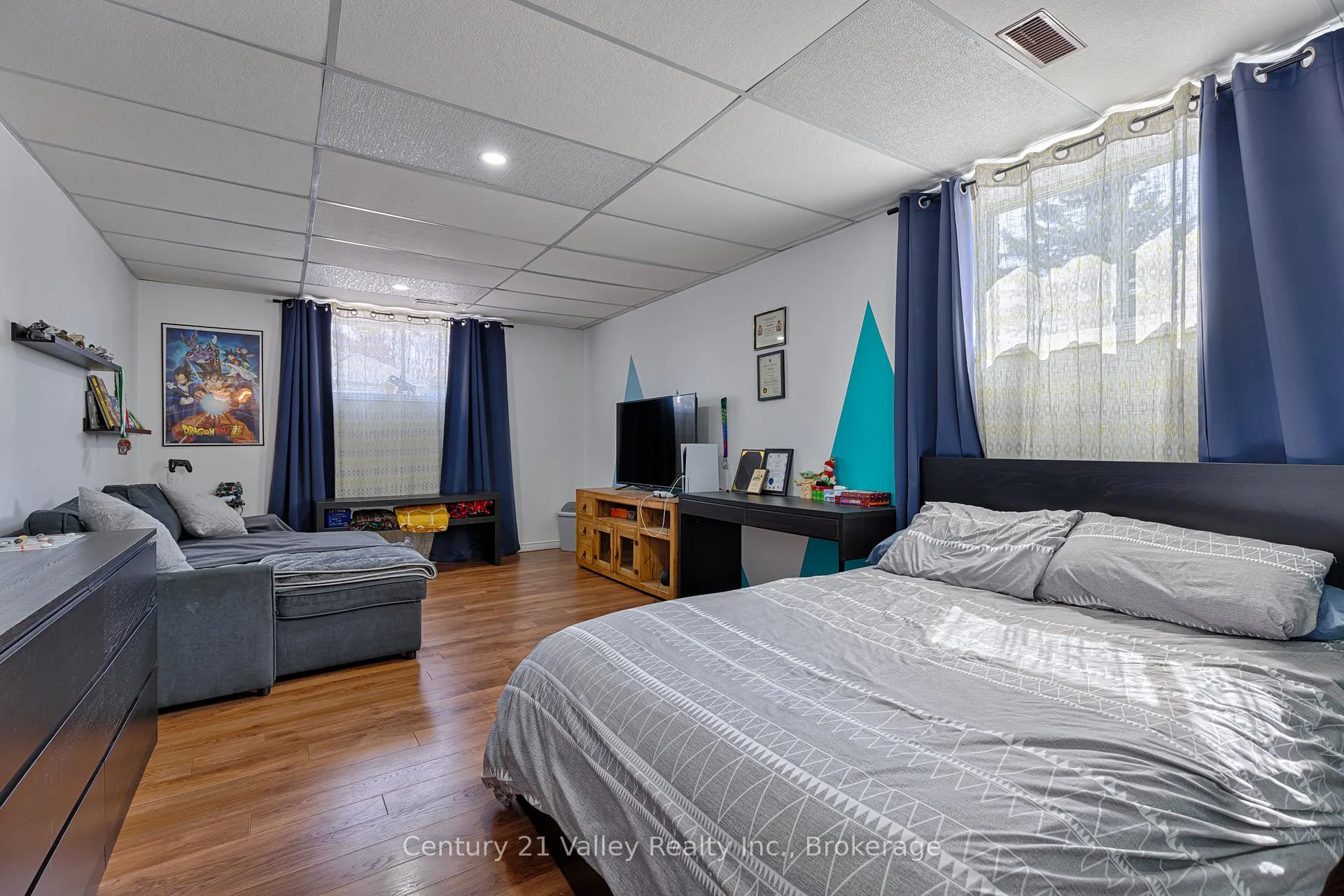 Photo 30 of 690 Pineridge Crescent, Petawawa — HOMEH