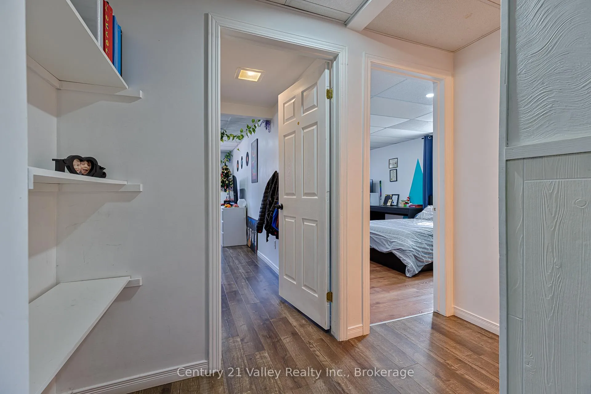 Photo 33 of 690 Pineridge Crescent, Petawawa — HOMEH