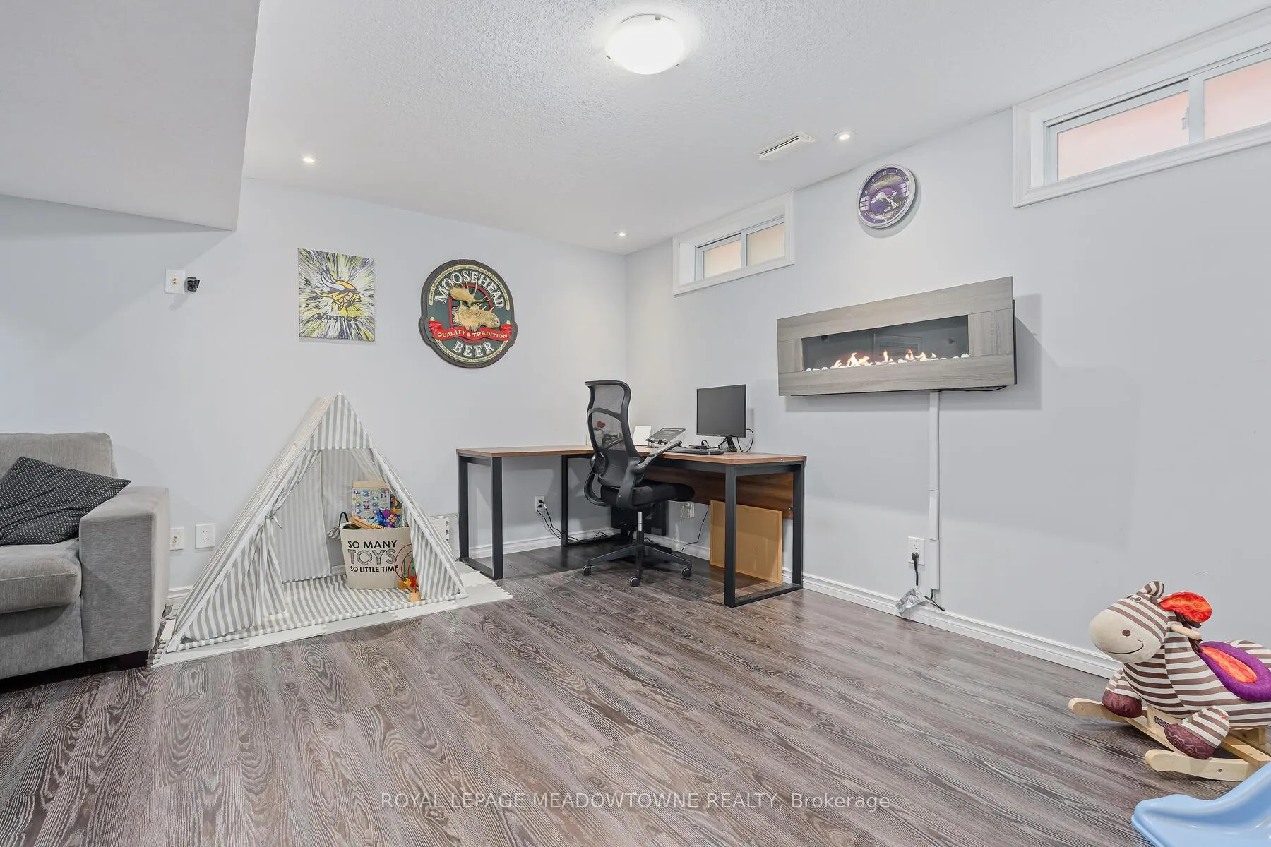 Photo 32 of 92 Hill Trail, Guelph, Grange Road — HOMEH