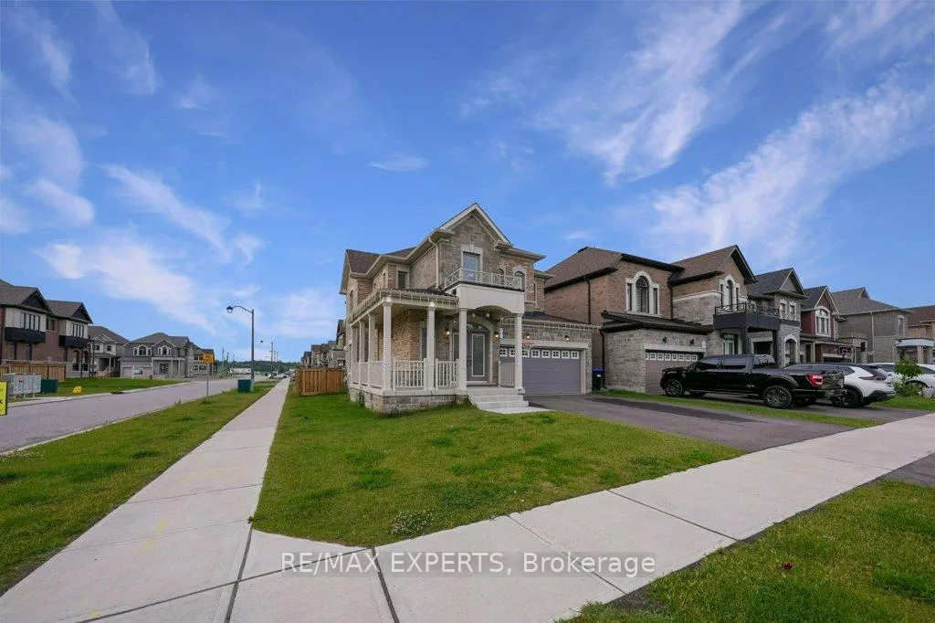 Photo 2 of 48 Peacock Trail, New Tecumseth, Alliston — HOMEH