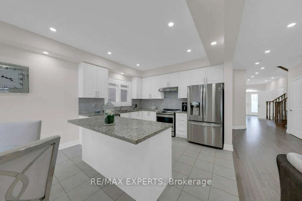 Photo 12 of 48 Peacock Trail, New Tecumseth, Alliston — HOMEH