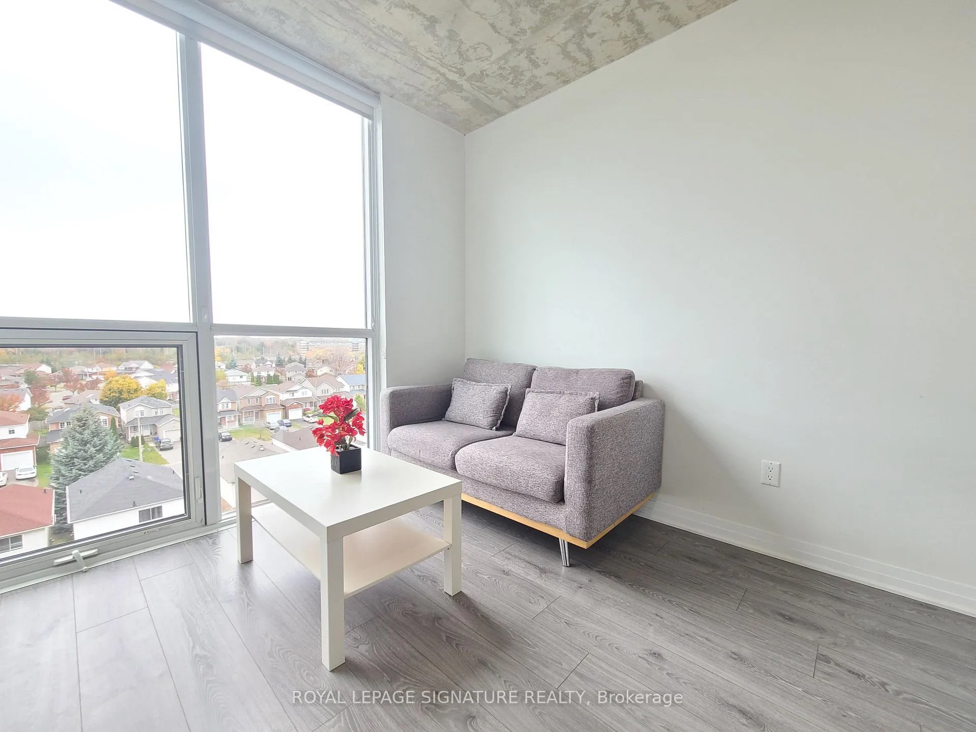 Photo 6 of Unit 612, 1900 Simcoe Street, Oshawa, Samac — HOMEH