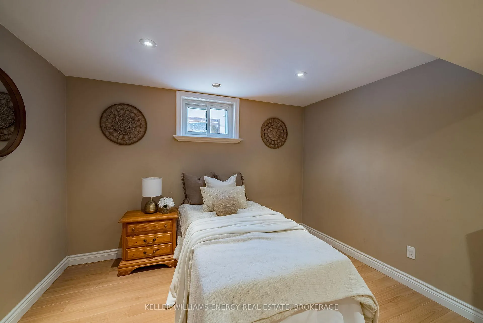 Photo 23 of 755 Fernhill Boulevard, Oshawa, Northglen — HOMEH