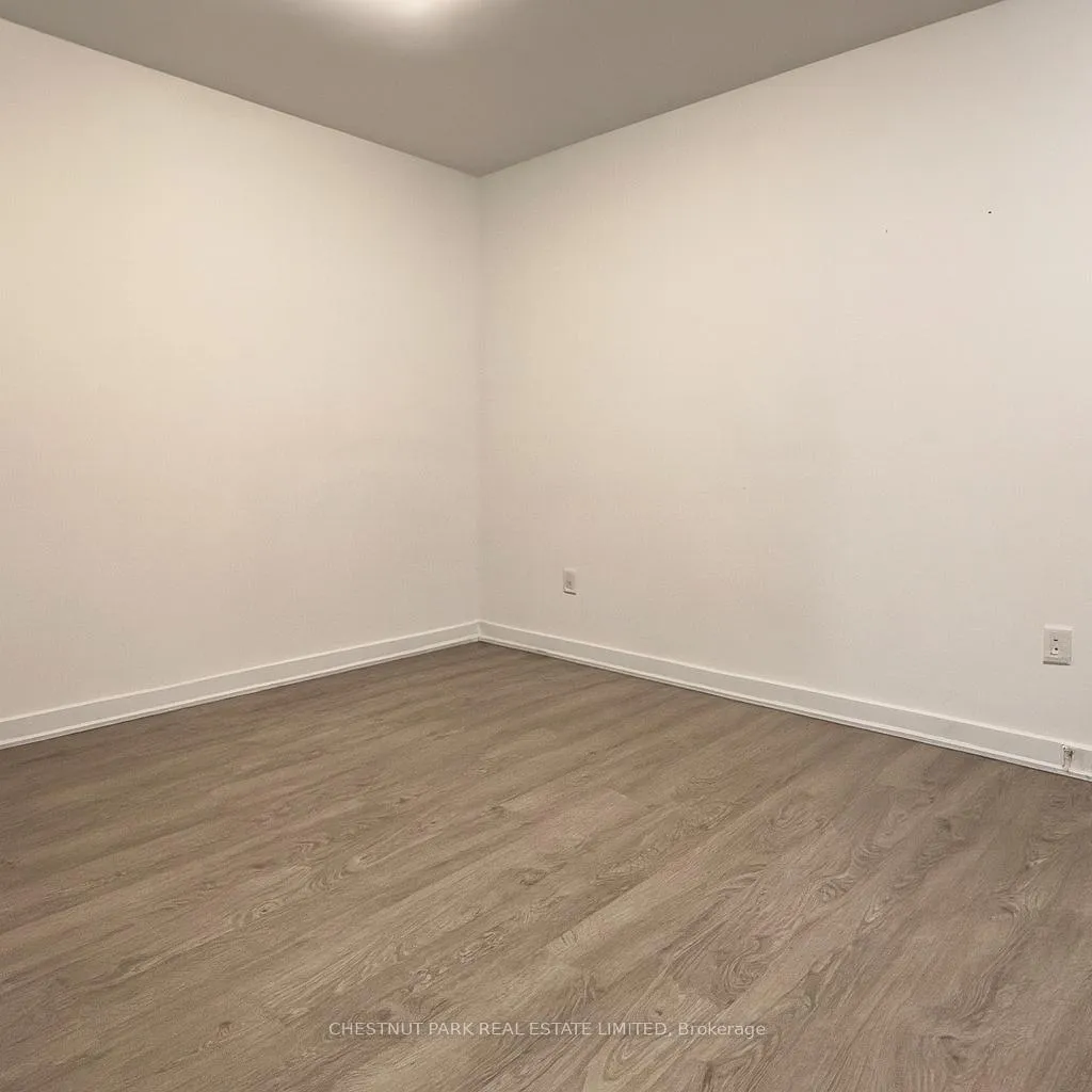 Photo 5 of Unit 308, 120 Eagle Rock Way, Vaughan, Rural Vaughan — HOMEH