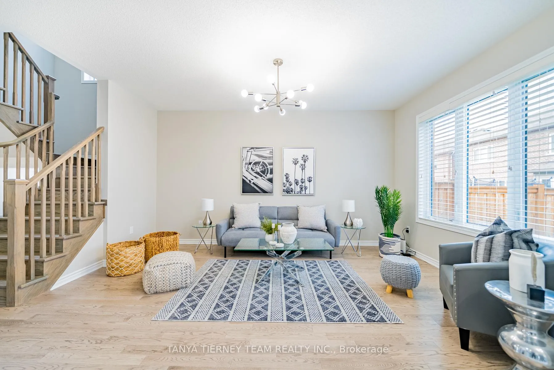 Photo 12 of 21 Kilmarnock Crescent, Whitby, Rural Whitby — HOMEH