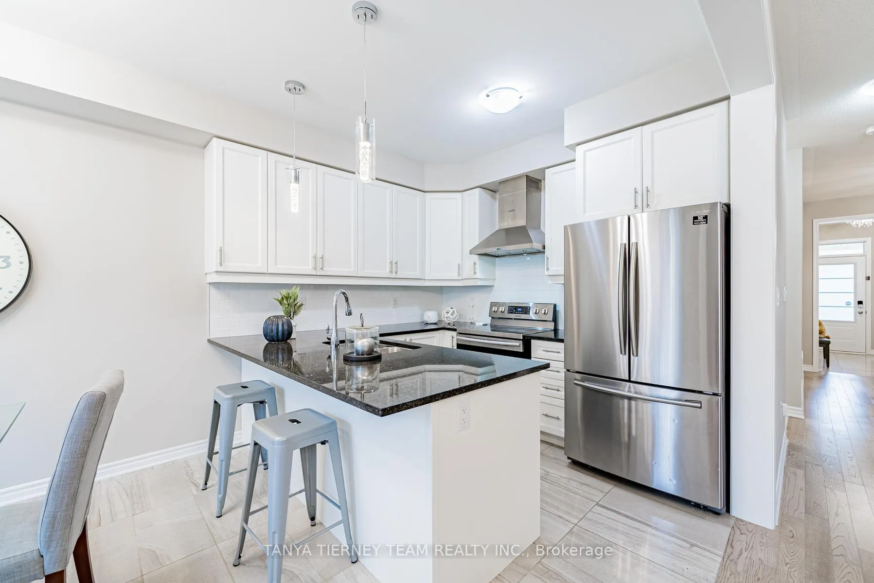 Photo 14 of 21 Kilmarnock Crescent, Whitby, Rural Whitby — HOMEH
