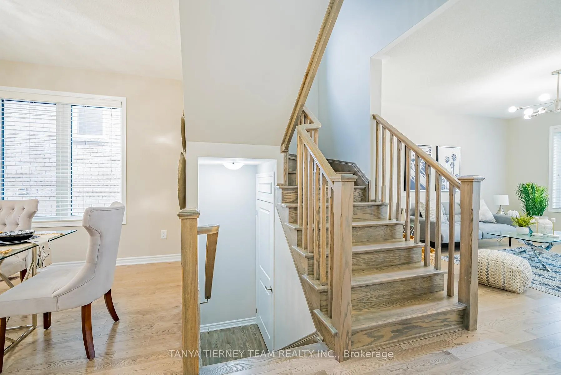 Photo 19 of 21 Kilmarnock Crescent, Whitby, Rural Whitby — HOMEH